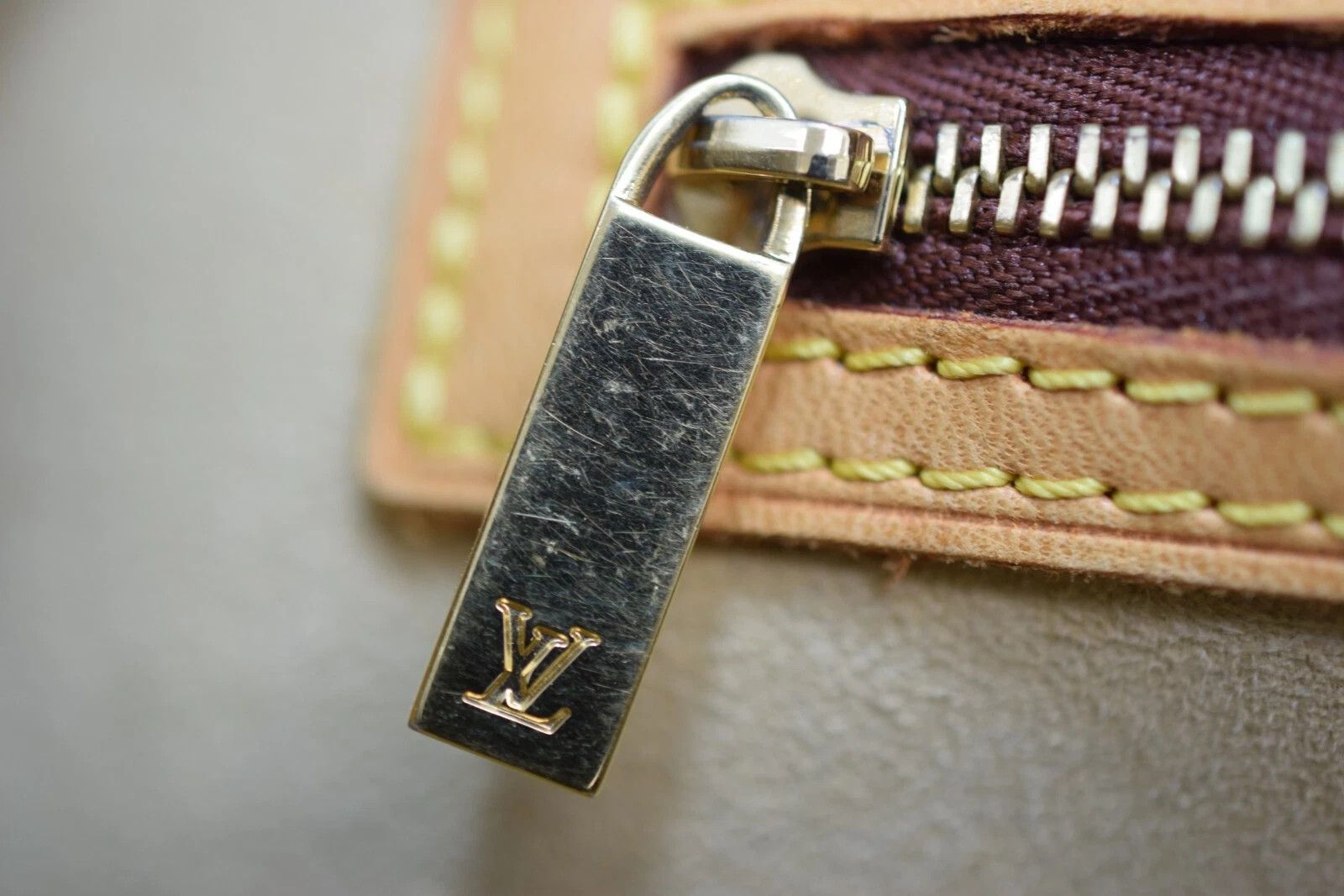 Louis Vuitton Louis Vuitton Cite GM Shoulder Bag Monogram M51181 Size ONE SIZE - 13 Thumbnail