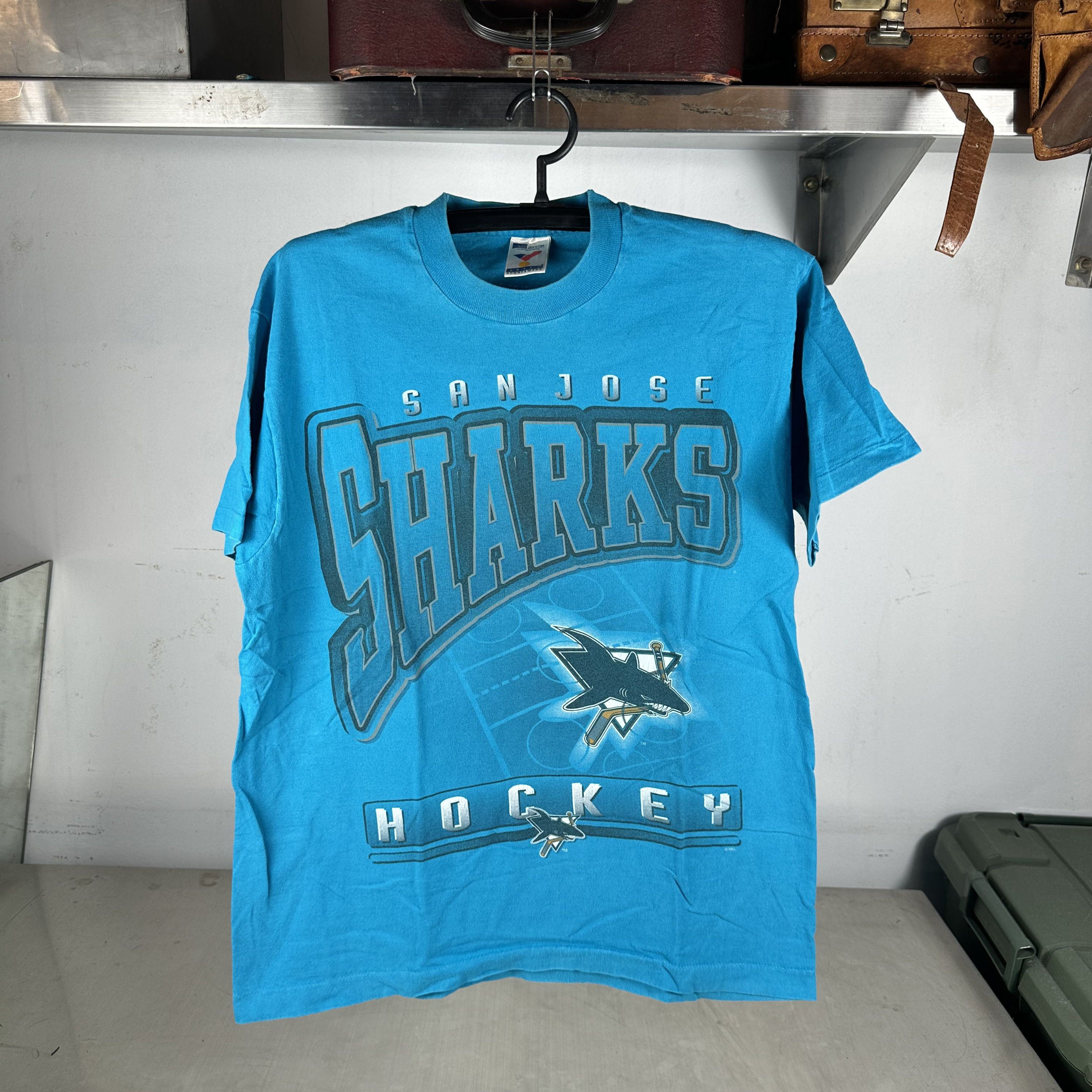 Vintage Vintage 90s San Jose Sharks Hockey NHL Single Stitch T-shirt Size US L / EU 52-54 / 3 - 1 Thumbnail