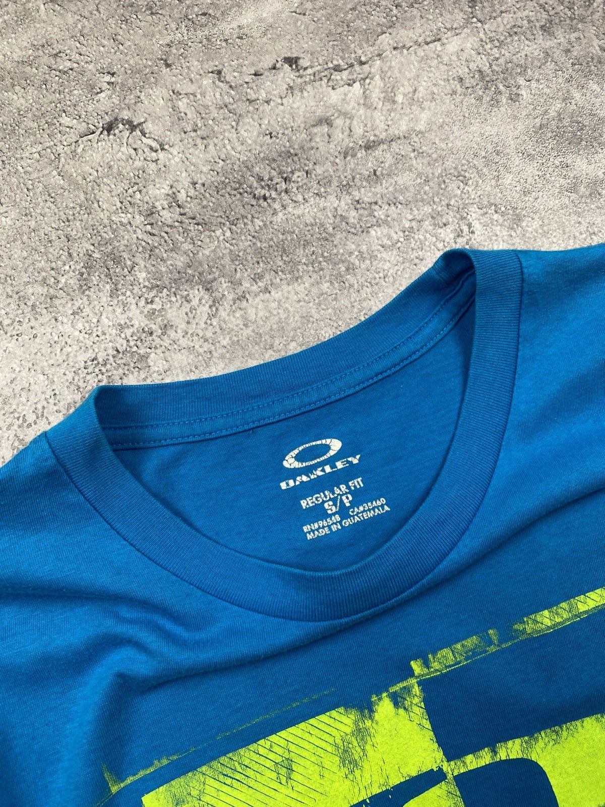 Oakley Vintage Oakley T-Shirt Big Logo Boxy Archival Japanese Y2K Size US S / EU 44-46 / 1 - 6 Thumbnail