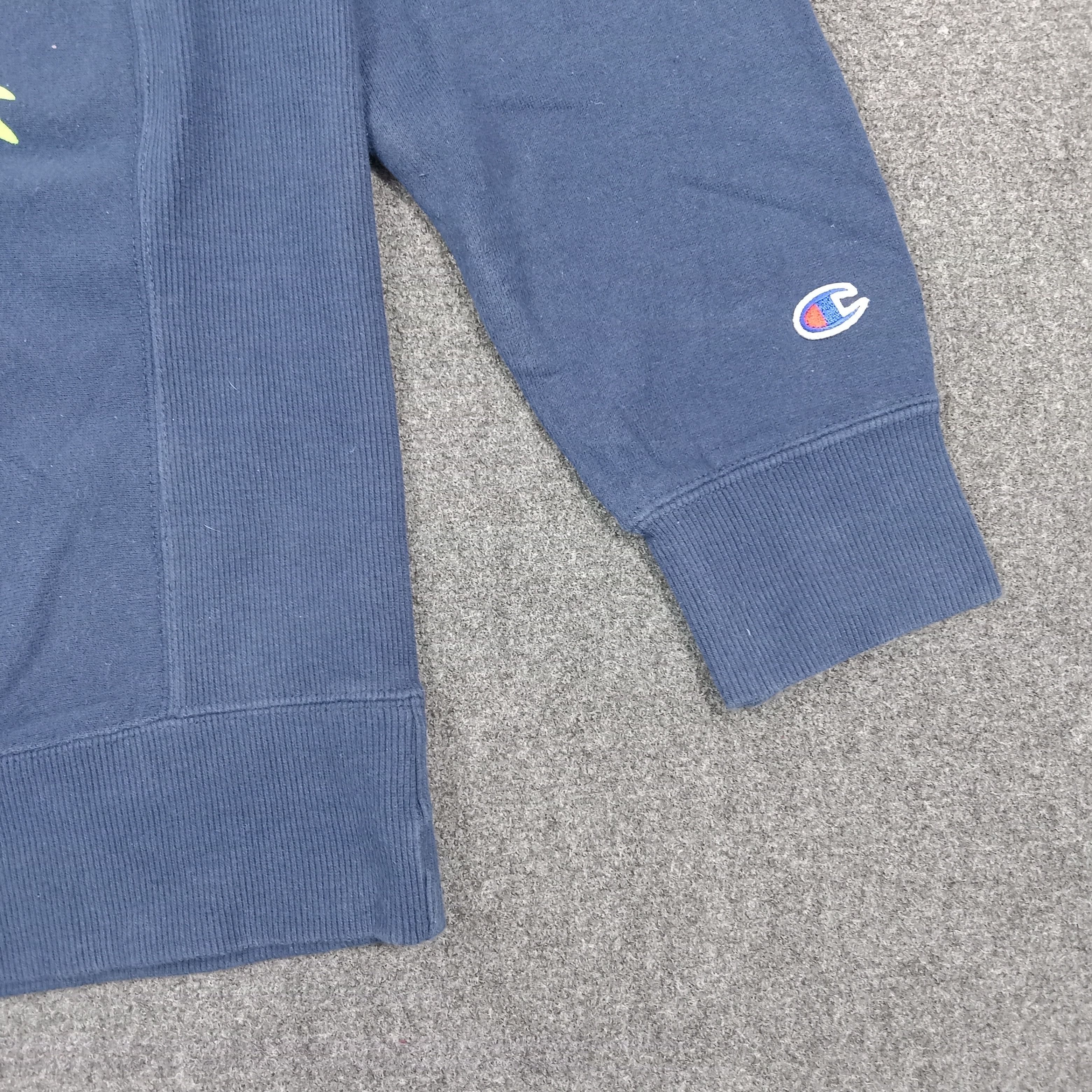 Champion Rare Vintage Blue Cross x Champion Sweatshirt C279N15 Size US S / EU 44-46 / 1 - 3 Thumbnail