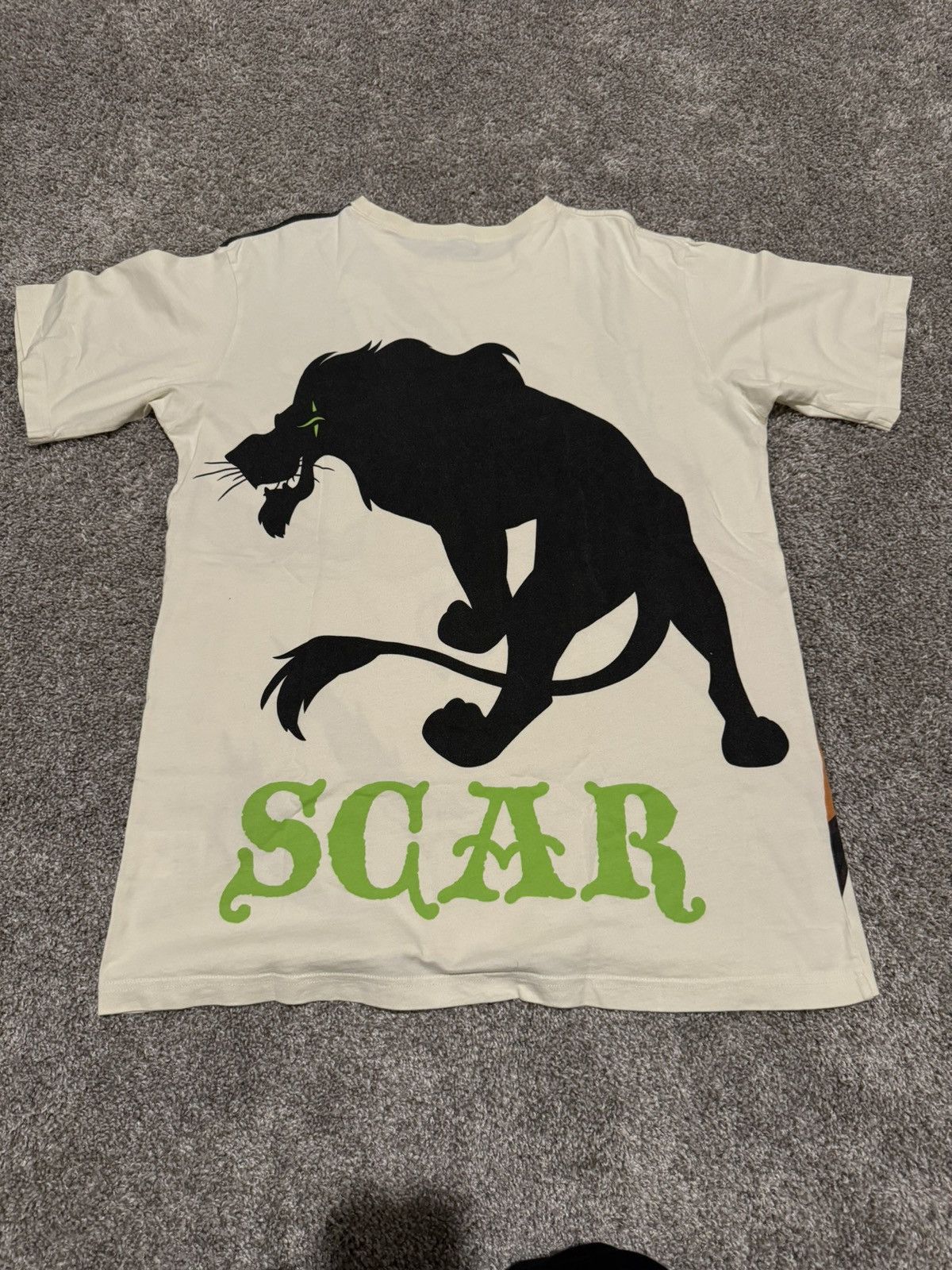 Disney Vintage The Lion King Scar Mega Print Tokyo Disney Resort. Size US L / EU 52-54 / 3 - 2 Thumbnail