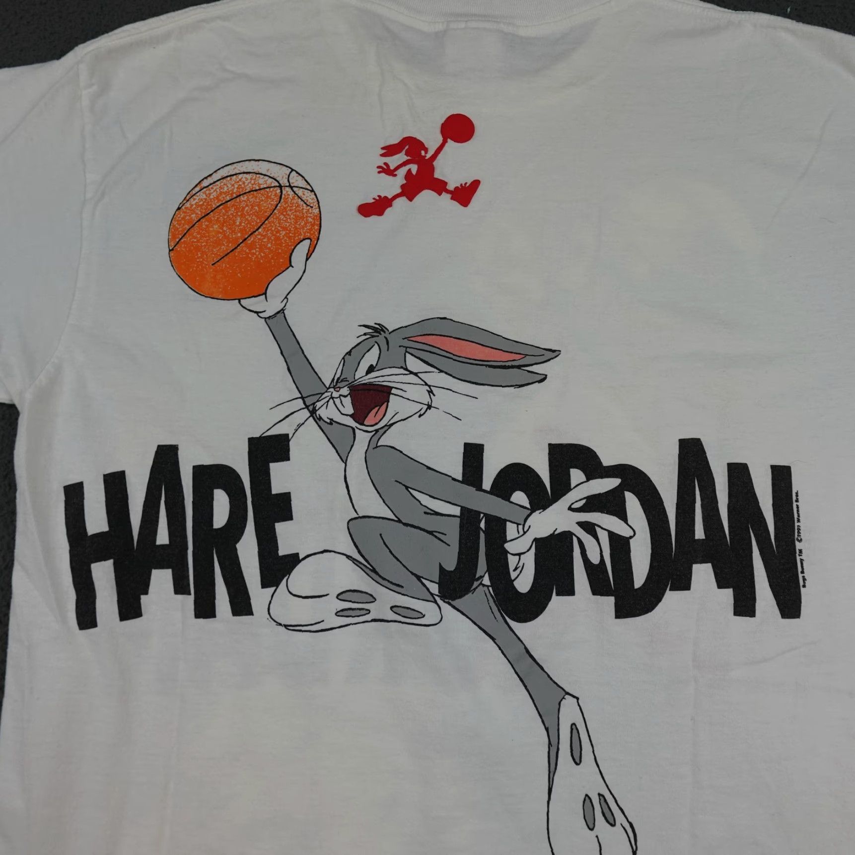 Nike VINTAGE Nike Air Jordan Shirt Mens Large White Hare Jordan Bugs Bunny USA 1991 Size US L / EU 52-54 / 3 - 3 Thumbnail