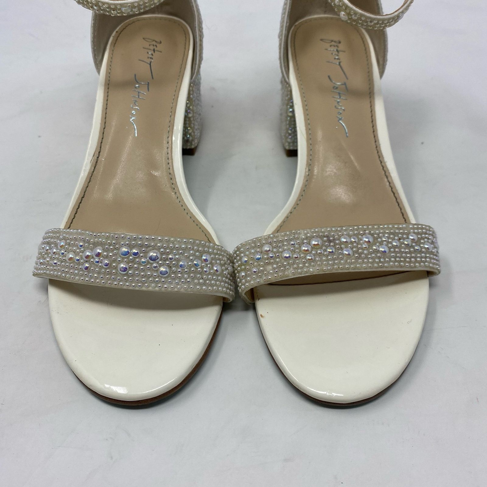 Betsey Johnson Betsey Johnson Mari Crystal Ankle Strap White Sandal 6.5 Size US 6.5 / IT 36.5 - 3 Thumbnail