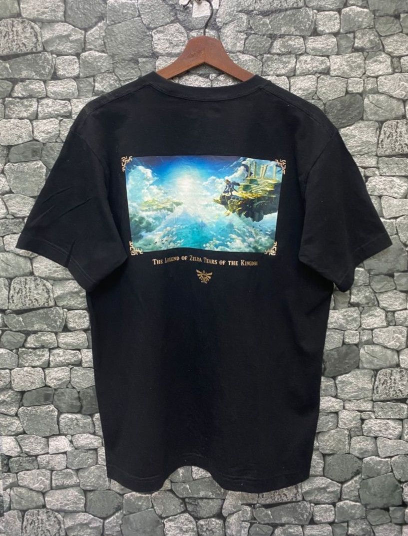 Anime Vintage The Legend Of zebra Tears Of The Kingdom Tshirt Size US L / EU 52-54 / 3 - 1 Thumbnail