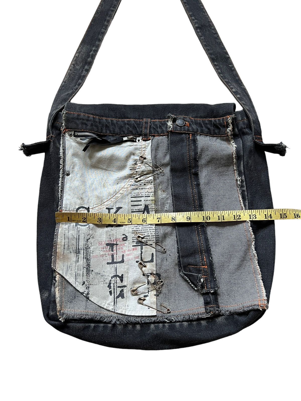 Japanese Brand 2000s h.NAOTO 🇯🇵 Goth Punk Reworked Denim Crossbody Bag Size ONE SIZE - 7 Thumbnail
