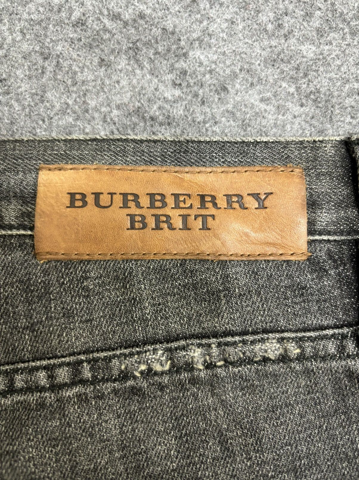 Burberry Statement Denim💥BURBERRY Patchwork Distressed Denim F568 Size US 31 - 20 Thumbnail