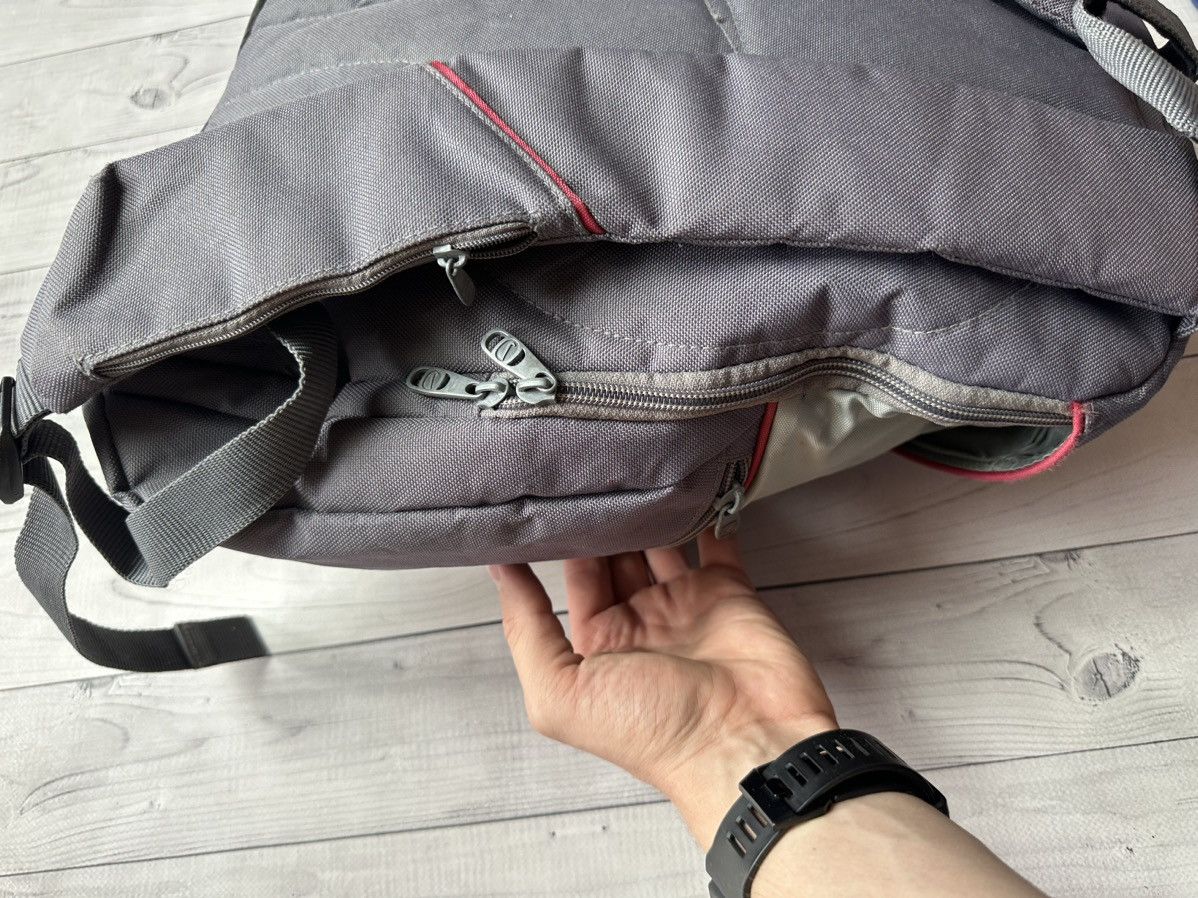 Vintage Vintage Nike bag back logo swoosh distressed Size ONE SIZE - 9 Thumbnail