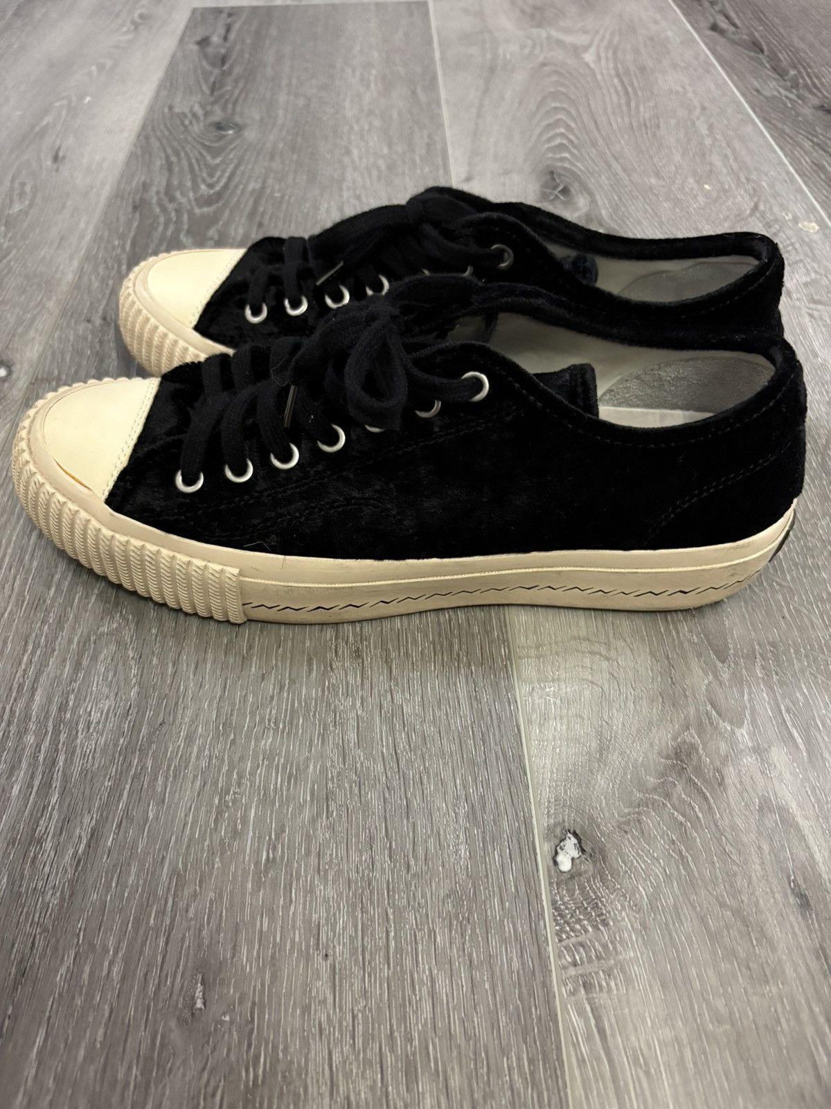 Visvim Visvim Skagway low black velvet Size US 10 / EU 43 - 2 Thumbnail