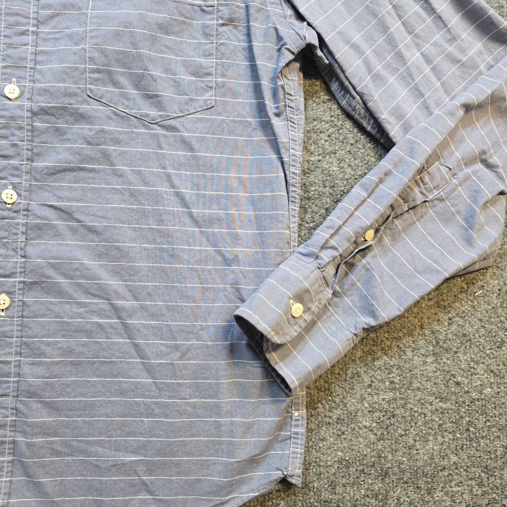 J.Crew J.CREW Shirt Mens L Gray Striped Slim Lightweight Button-Front Career Casual Size US L / EU 52-54 / 3 - 4 Thumbnail