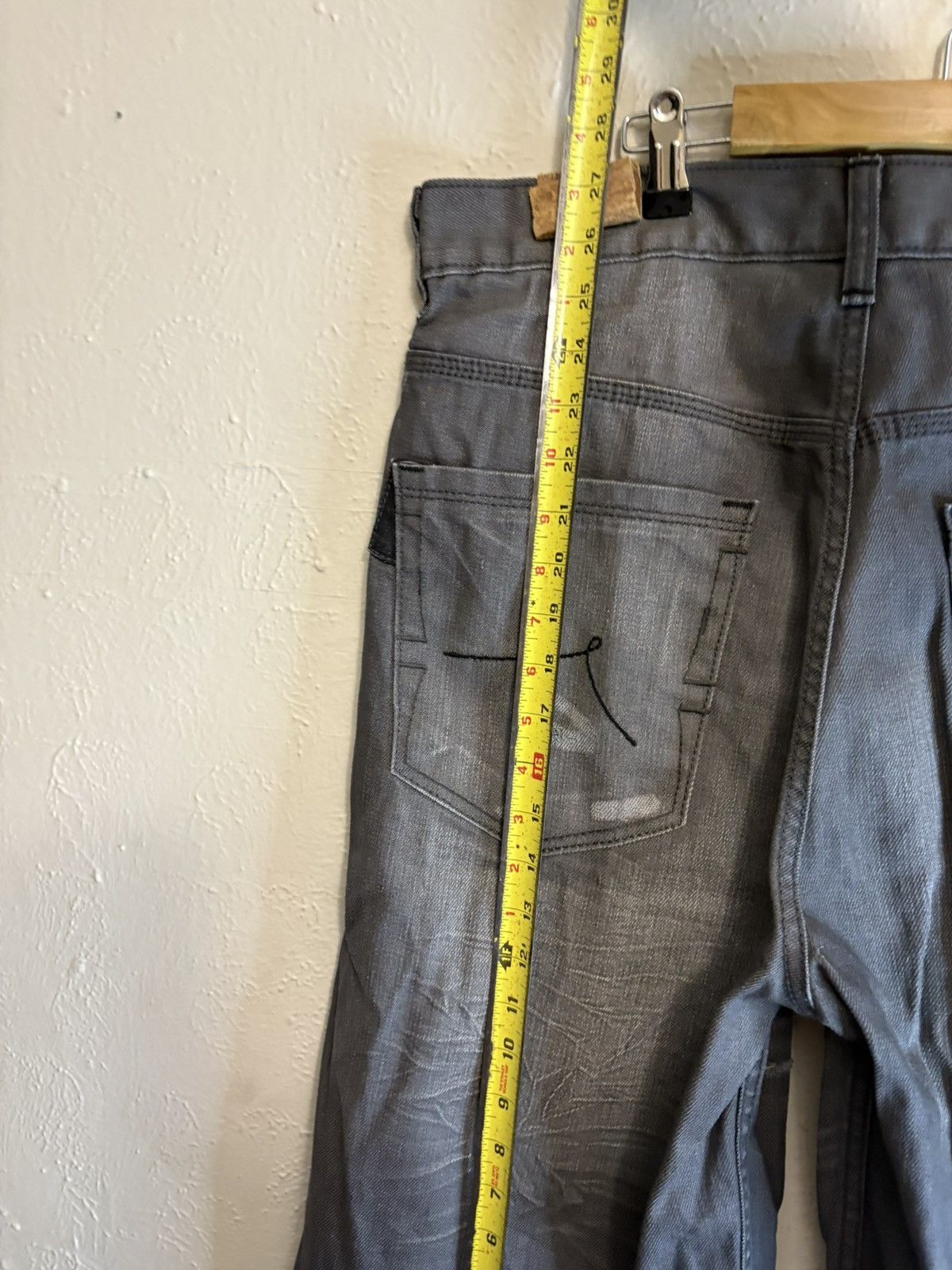 Rocawear Y2K Rocawear grey jorts Size 32 Size US 32 / EU 48 - 7 Thumbnail
