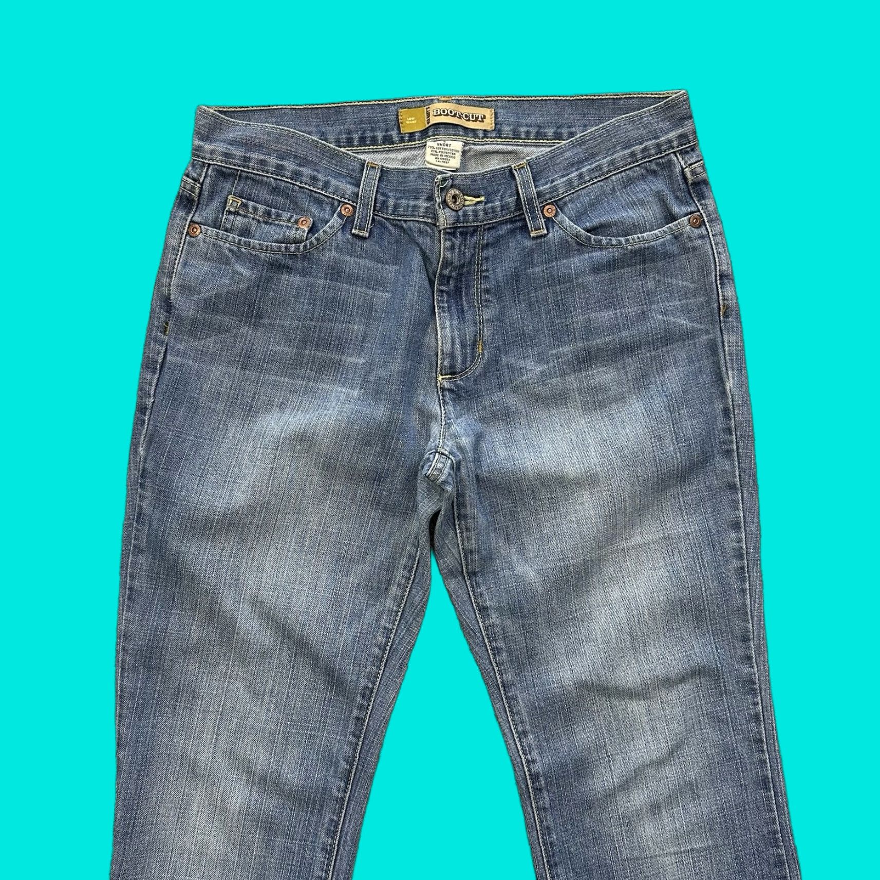 Old Navy Old Navy Jeans Bootcut Womens 6 XS 30x30 Denim Blue Vintage Y2K Low Rise Jeans Size 30" / US 8 / IT 44 - 1 Thumbnail