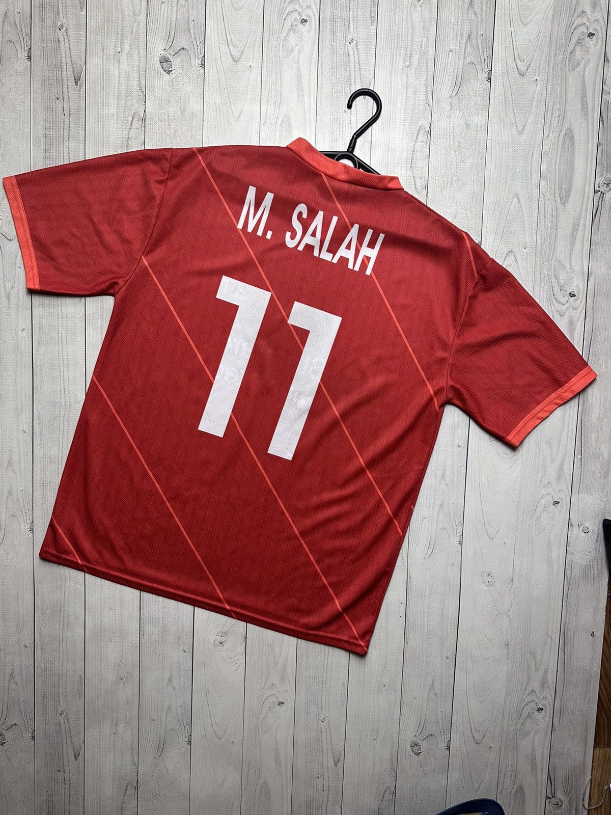 Vintage Salah 11 tee red size XL Size US XL / EU 56 / 4 - 1 Thumbnail