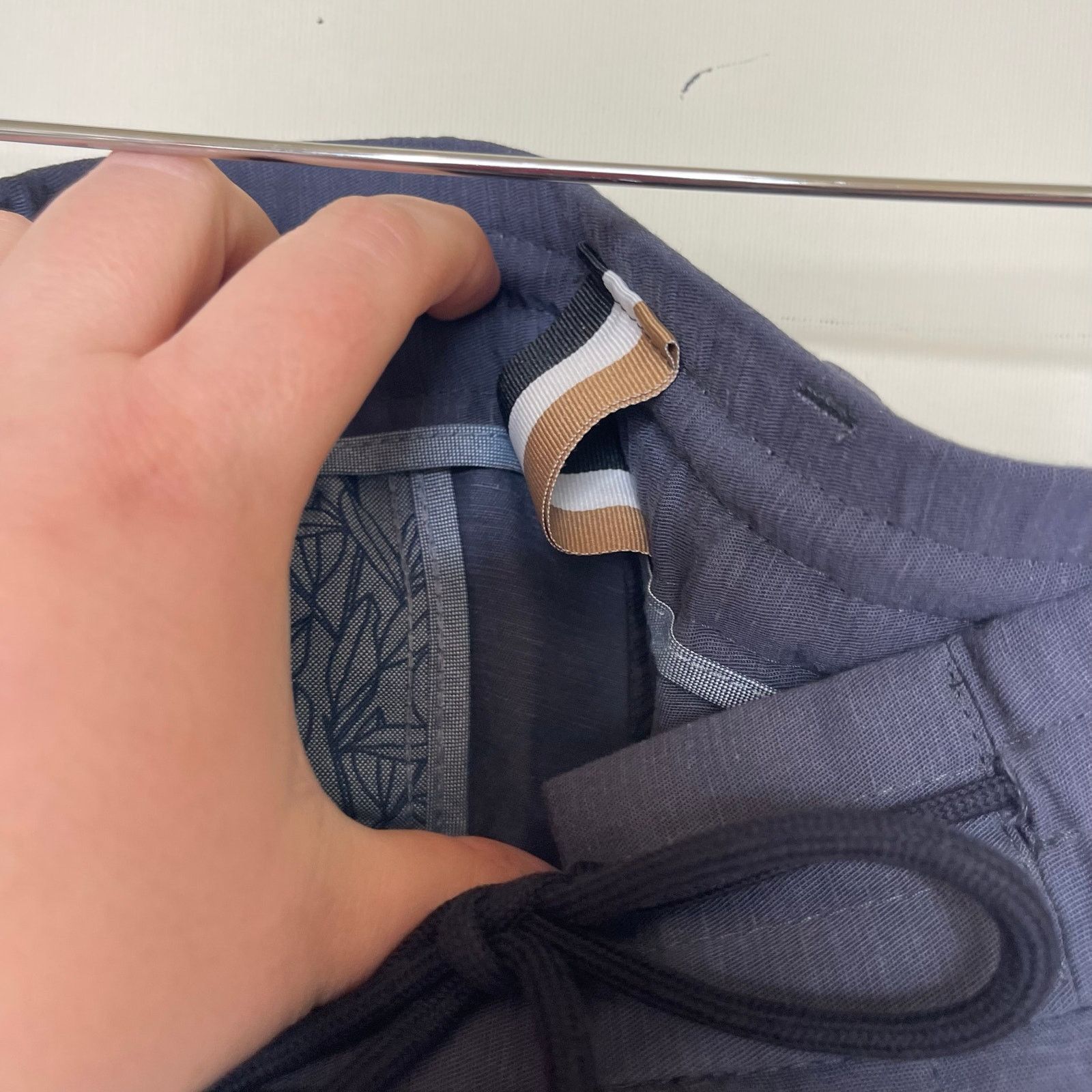 Hugo Boss Boss Blue Perin linen blend Tapered Drawstring pants 34x30 Size US 34 / EU 50 - 6 Thumbnail