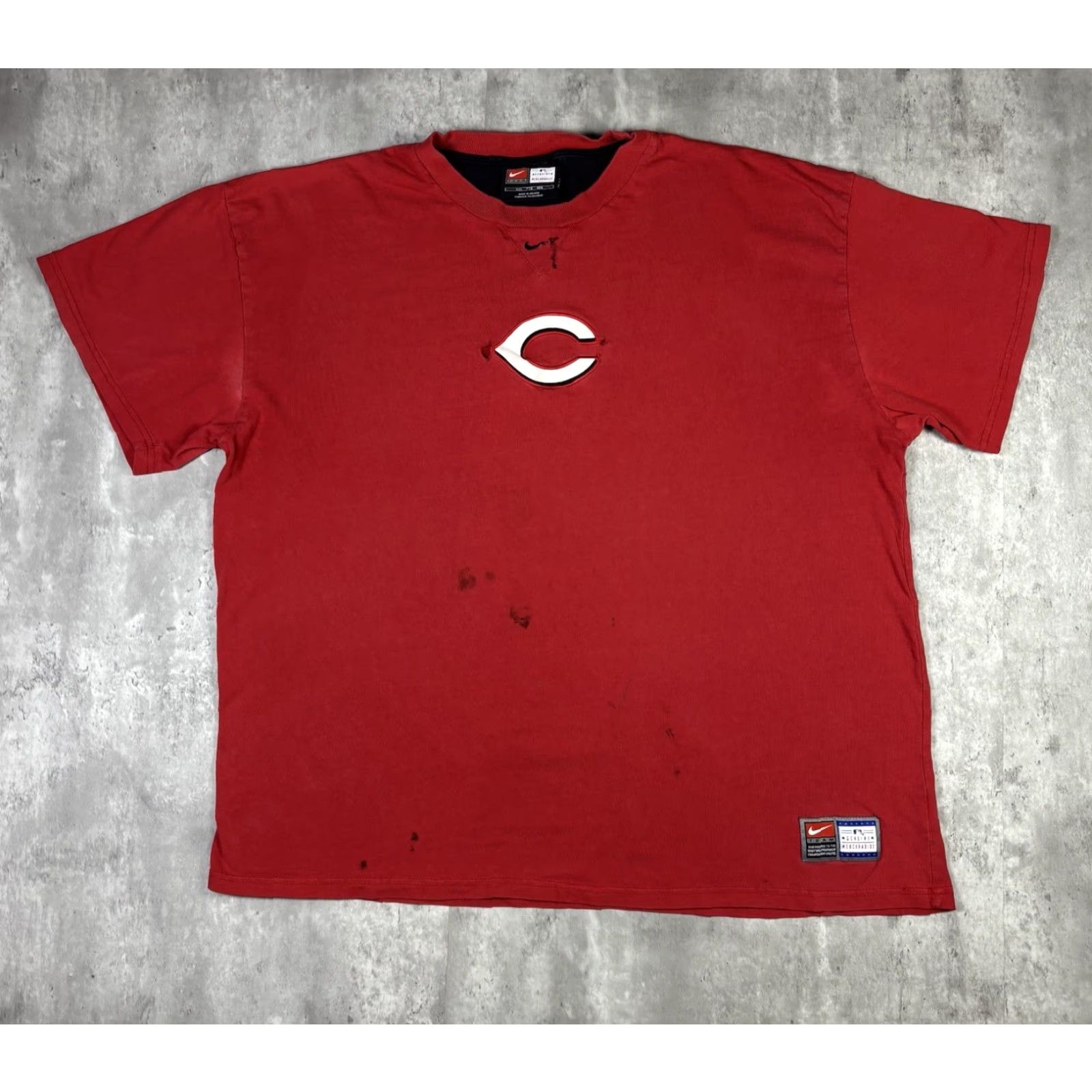Nike VINTAGE Nike Cincinnati Reds Shirt T Shirt Mens 2XL Red Crew Neck Short Sleeve MLB Team Center Swoosh 90s Size US XXL / EU 58 / 5 - 6 Thumbnail