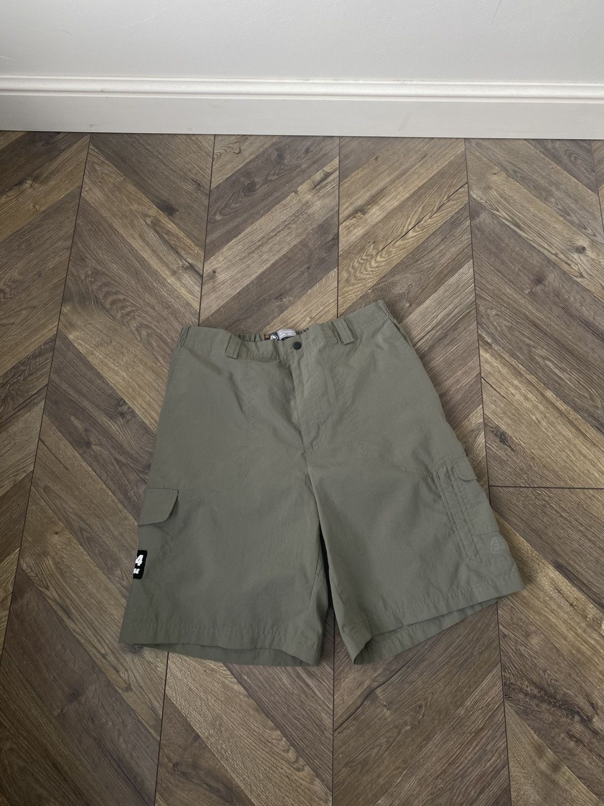 Nike × Nike ACG × Vintage Vintage Nike Acg LandRover Shorts Size US 30 / EU 46 - 3 Thumbnail