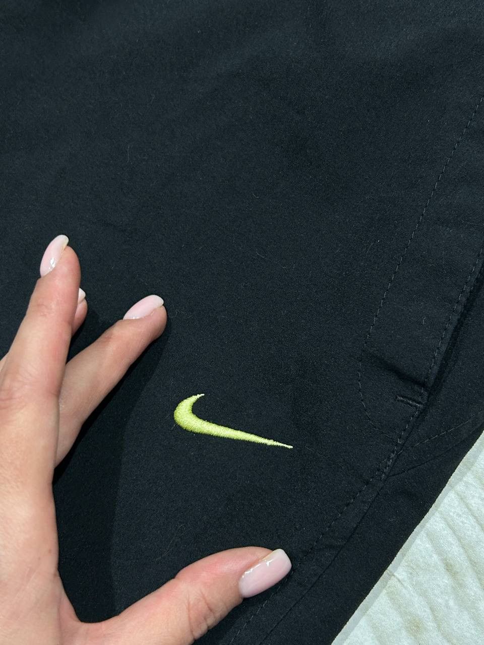 Nike Vintage Nike Air Max Track Pants 00s Nylon Big Logo Swoosh Size US 30 / EU 46 - 3 Thumbnail