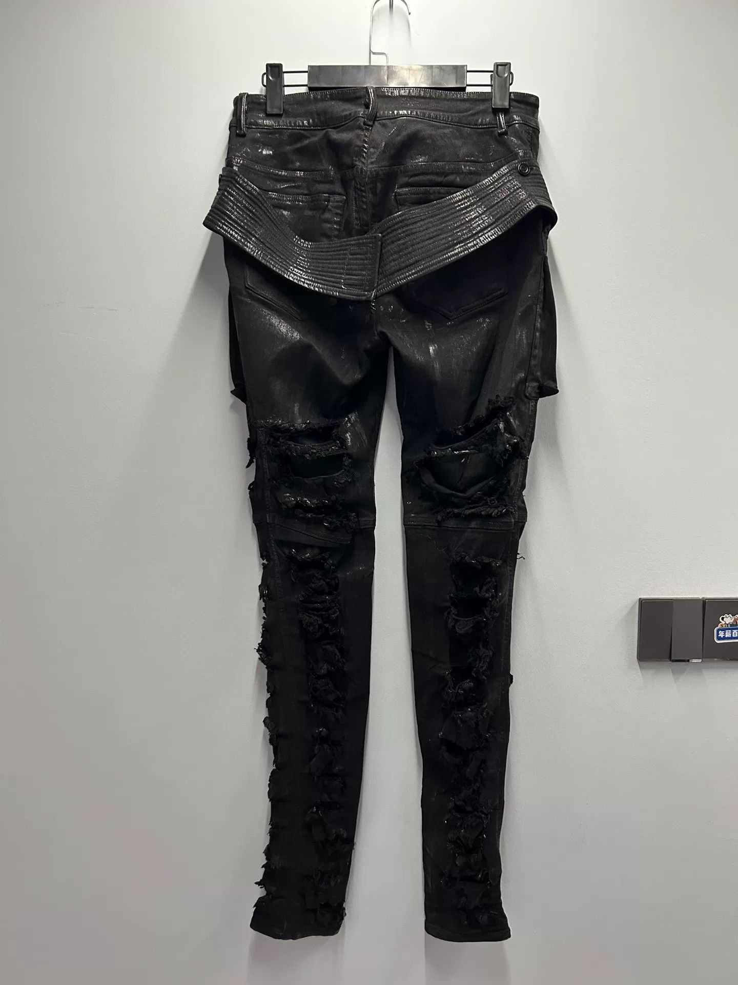 Rick Owens Drkshdw Rick Owens Drkshdw Black Distressed Denim Pants Size US 29 - 1 Thumbnail