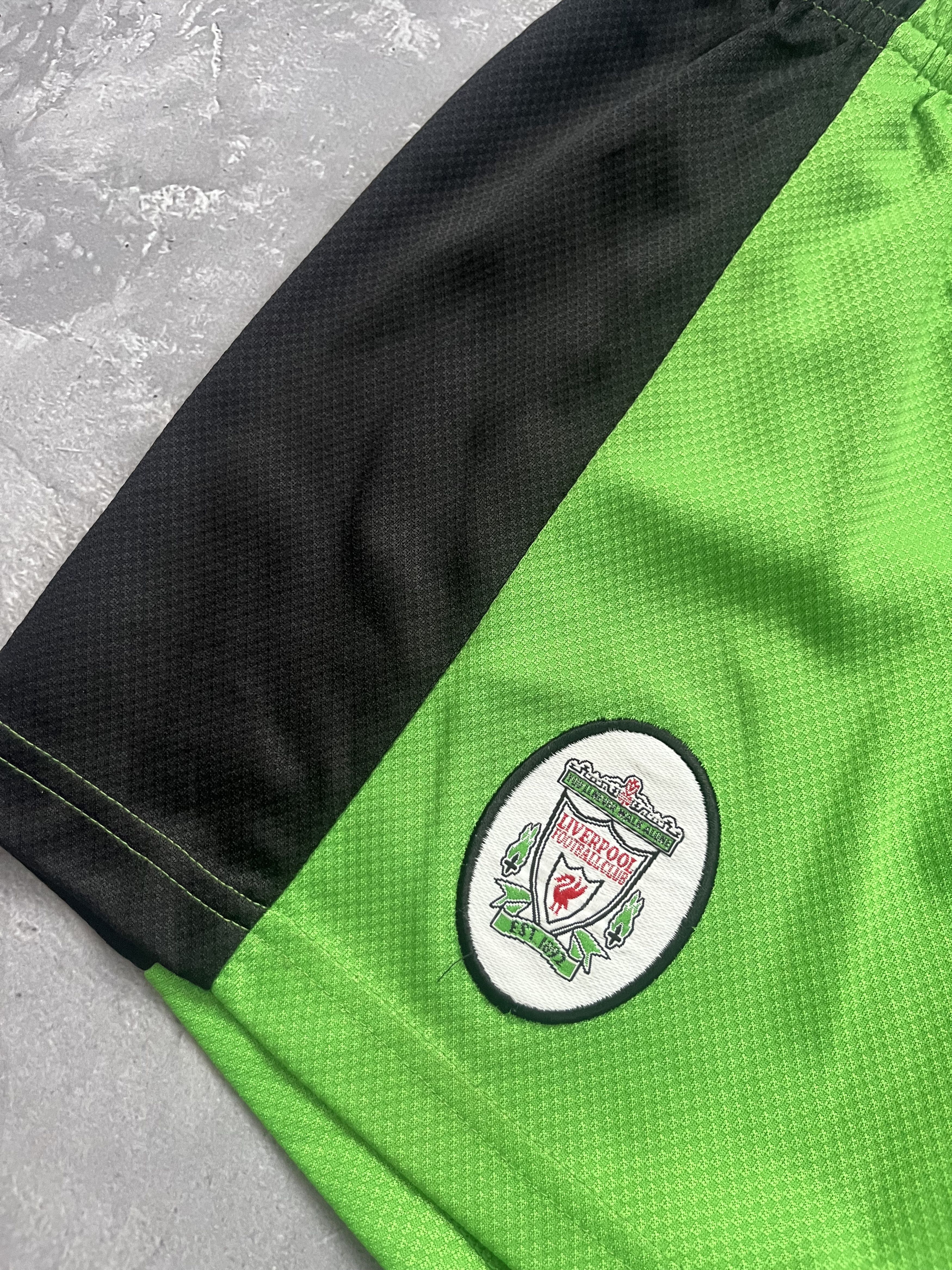 Reebok Liverpool Home football Shorts Reebok Green Men Size 26 Size US 26 / EU 42 - 2 Thumbnail