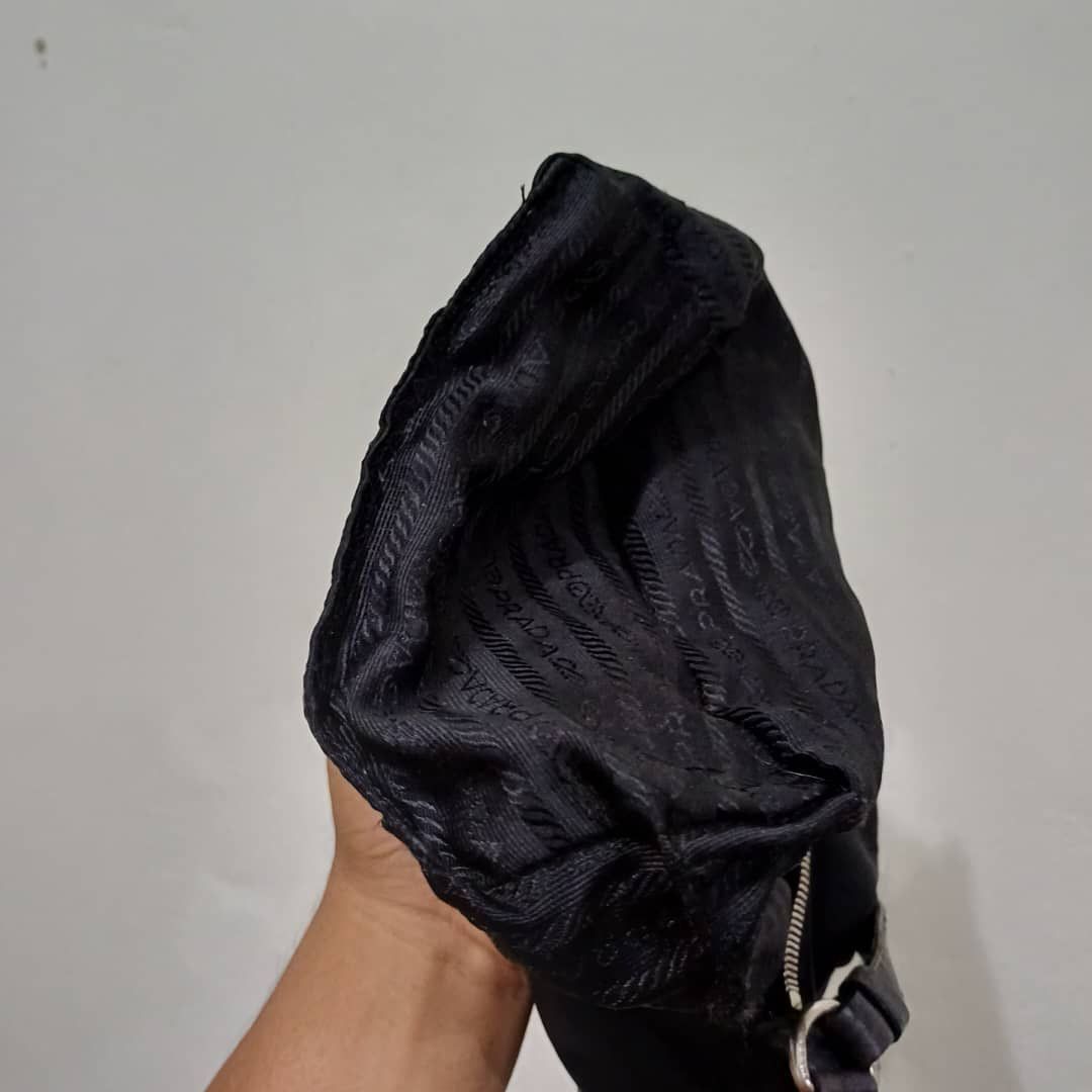 Prada Authentic PRADA Hobo Bag Size ONE SIZE - 11 Thumbnail