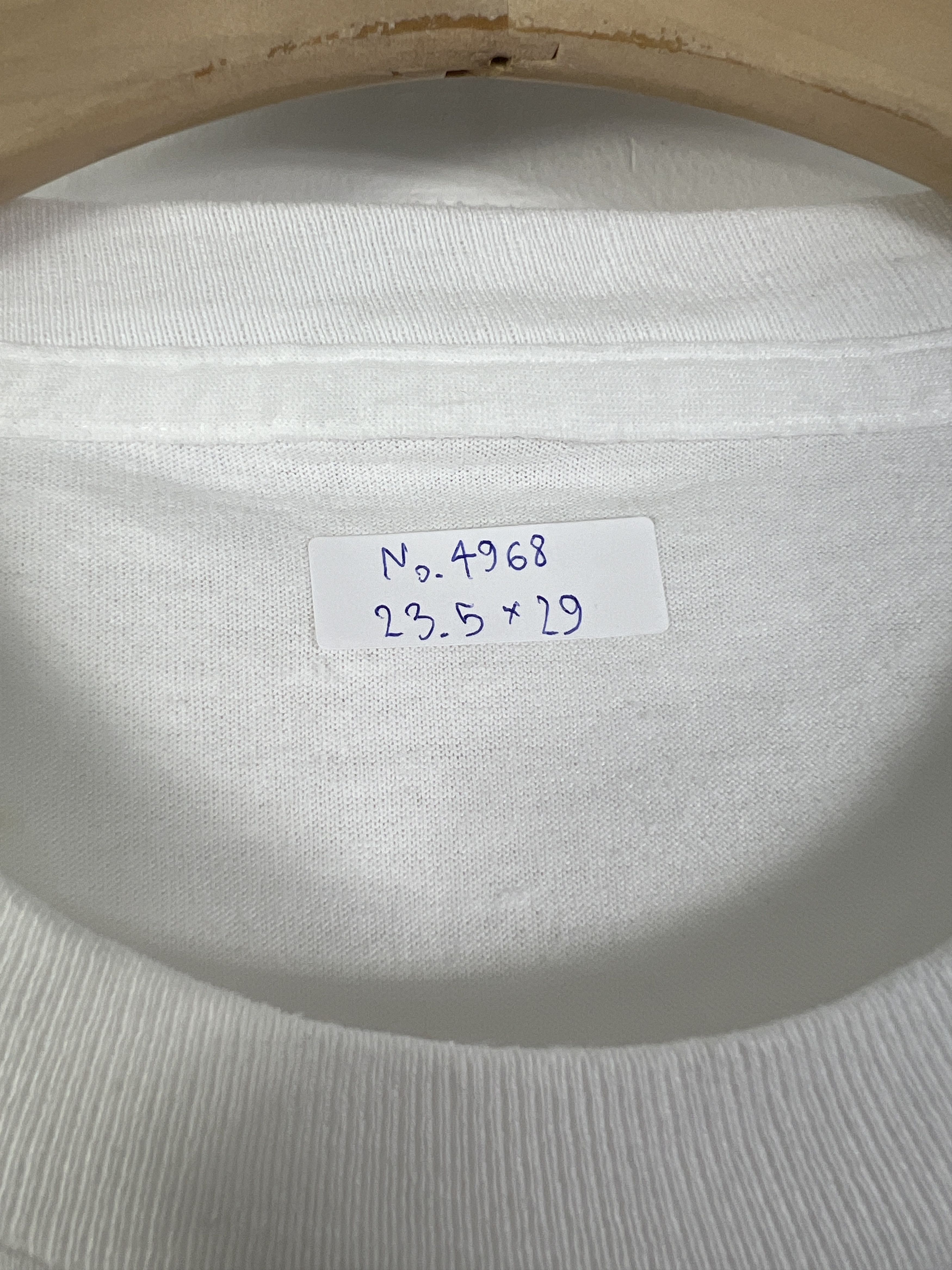 Vintage No.4968 Vintage 90s Car Tune Caper Graphic Tee Size US XL / EU 56 / 4 - 3 Thumbnail