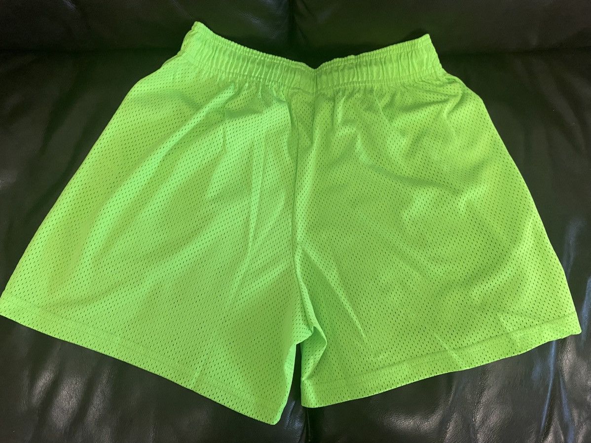 Eric Emanuel Size L/Large - Eric Emanuel Short New York Sunshine Green Size US 33 - 2 Thumbnail