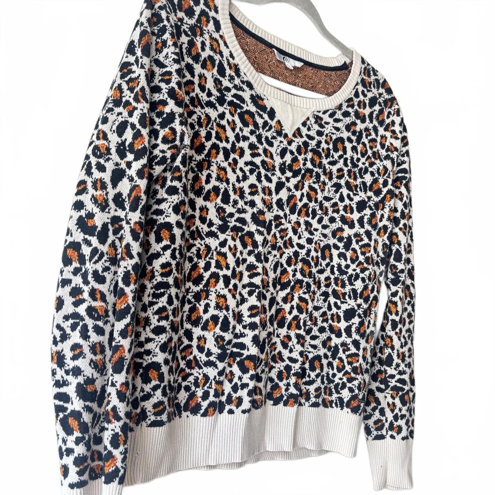 Volcom Volcom Women's Leopard Print Crew Neck Sweater Size S / US 4 / IT 40 - 2 Thumbnail