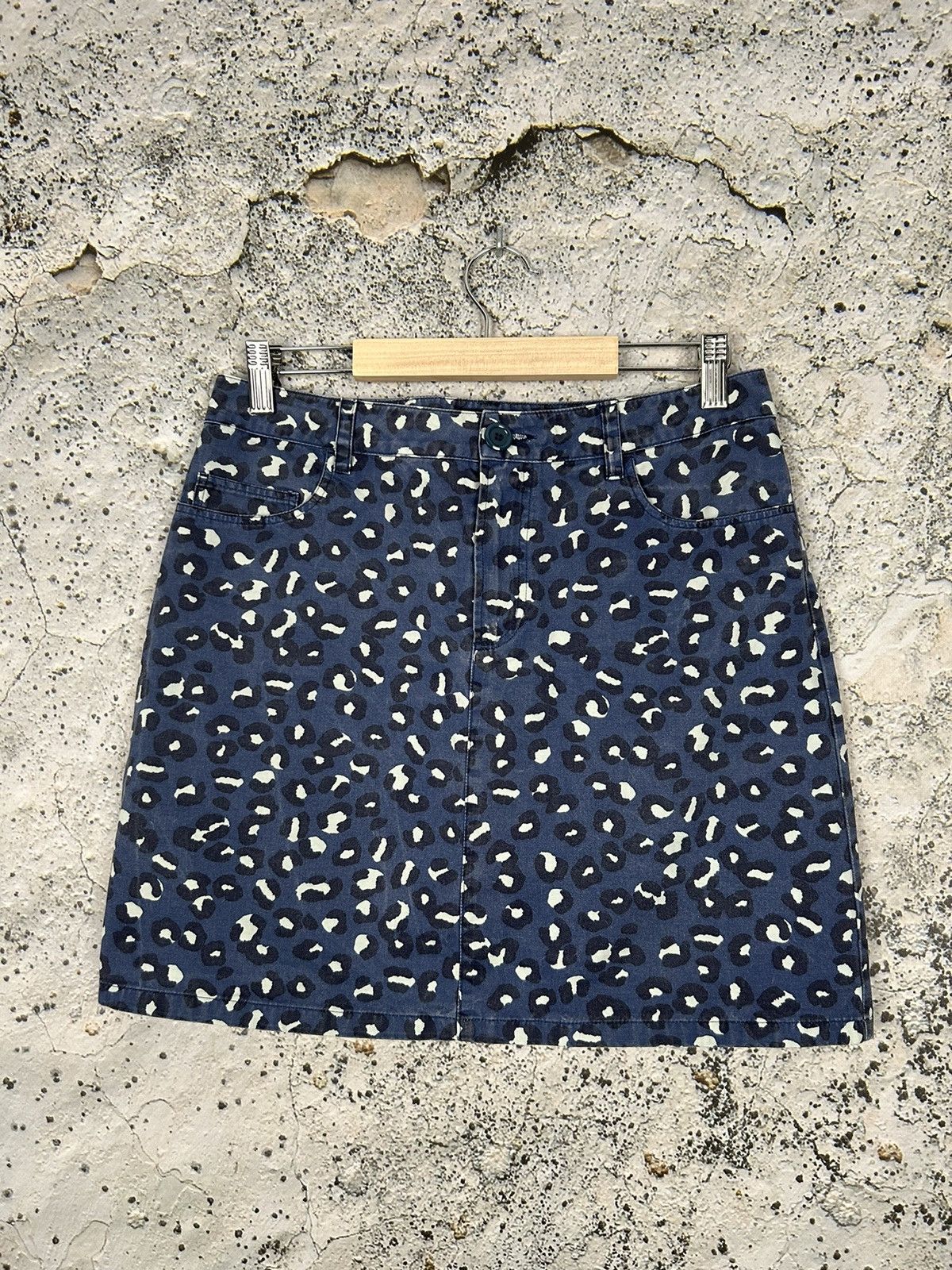 A.P.C. A.P.C. Rue Madame Paris Midi Skirt Designer Avantgarde Rock Size 26" / US 2 / IT 38 - 1 Thumbnail