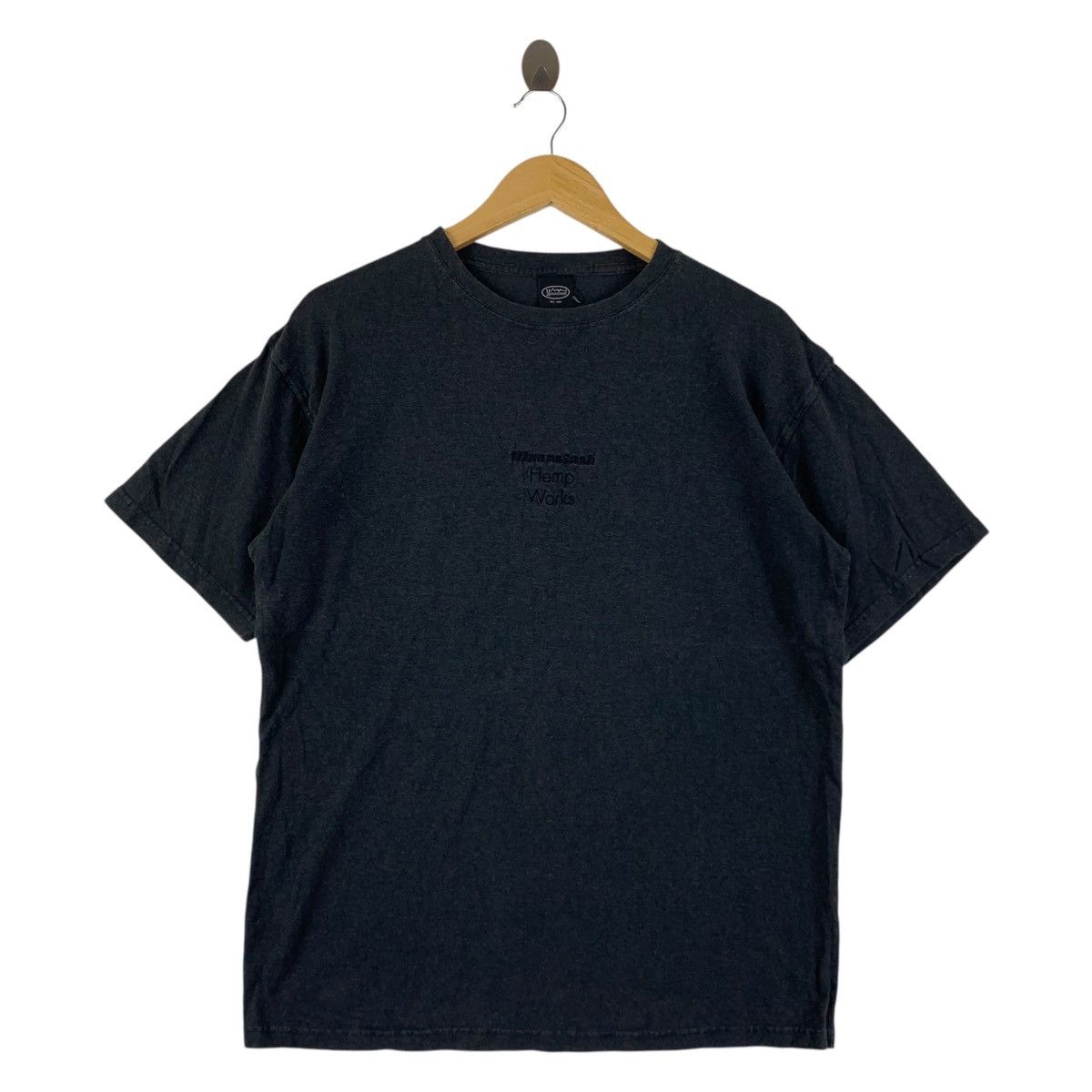 Manastash × Vintage Vintage MANASTASH black on black centre logo embroidery tee Size US M / EU 48-50 / 2 - 1 Thumbnail