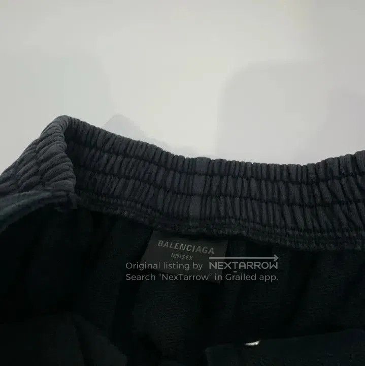 Balenciaga Balenciaga Black Straight-Leg Casual Pants for Men. Size US 26 / EU 42 - 1 Thumbnail