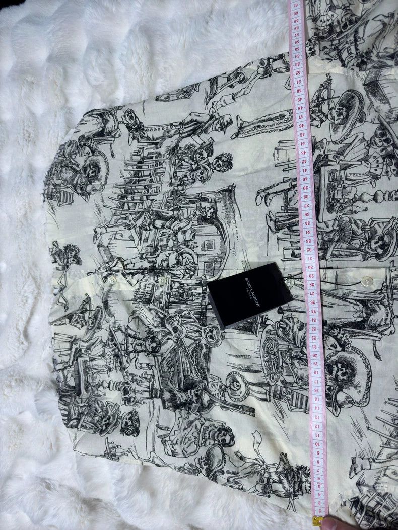 Yves Saint Laurent saint laurent size 39 Dream Tour Short Sleeve Shirt 2501-Ne Size US M / EU 48-50 / 2 - 8 Thumbnail