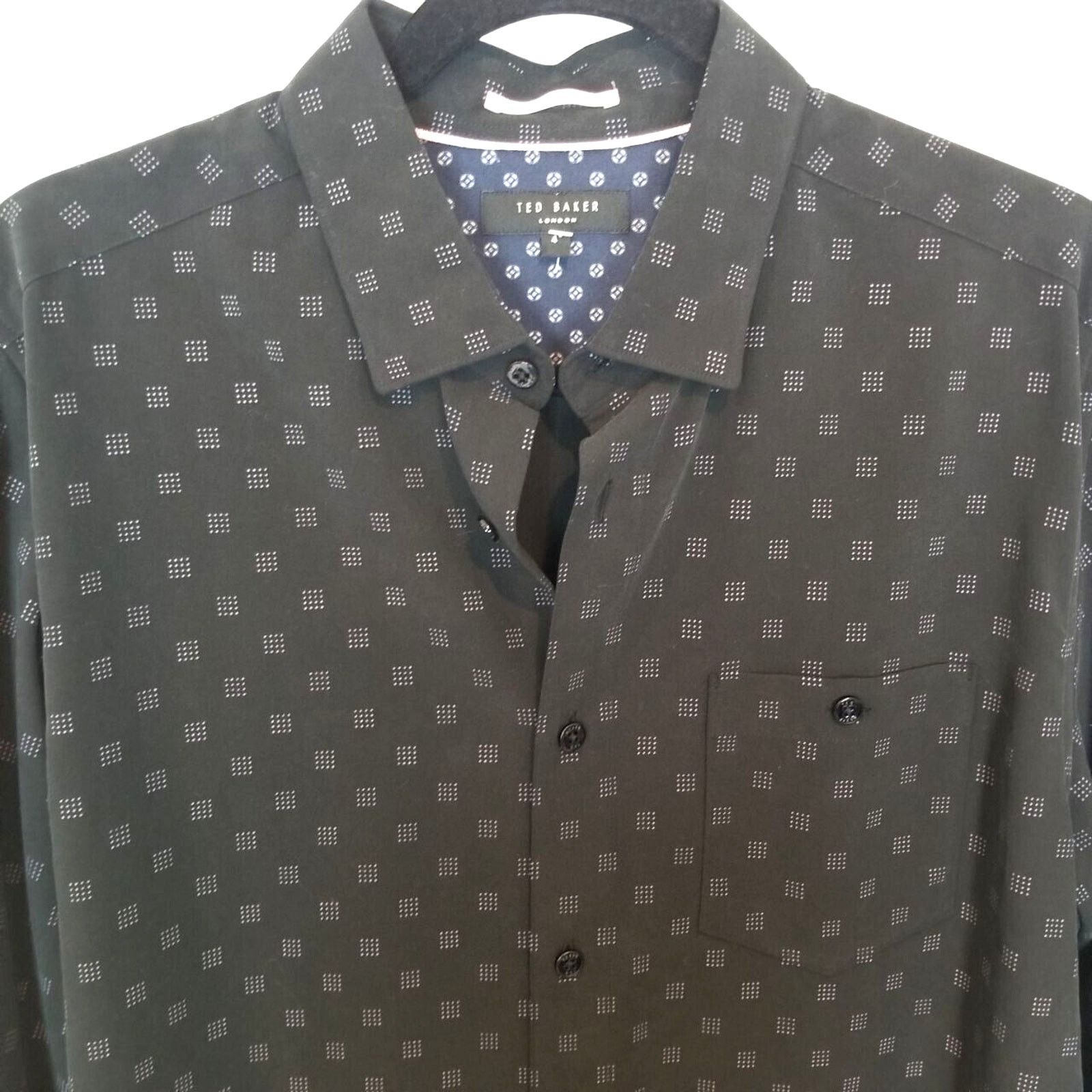 Ted Baker Ted Baker Men Geometric Print Dress Shirt 4 Large Classic Size US L / EU 52-54 / 3 - 1 Thumbnail