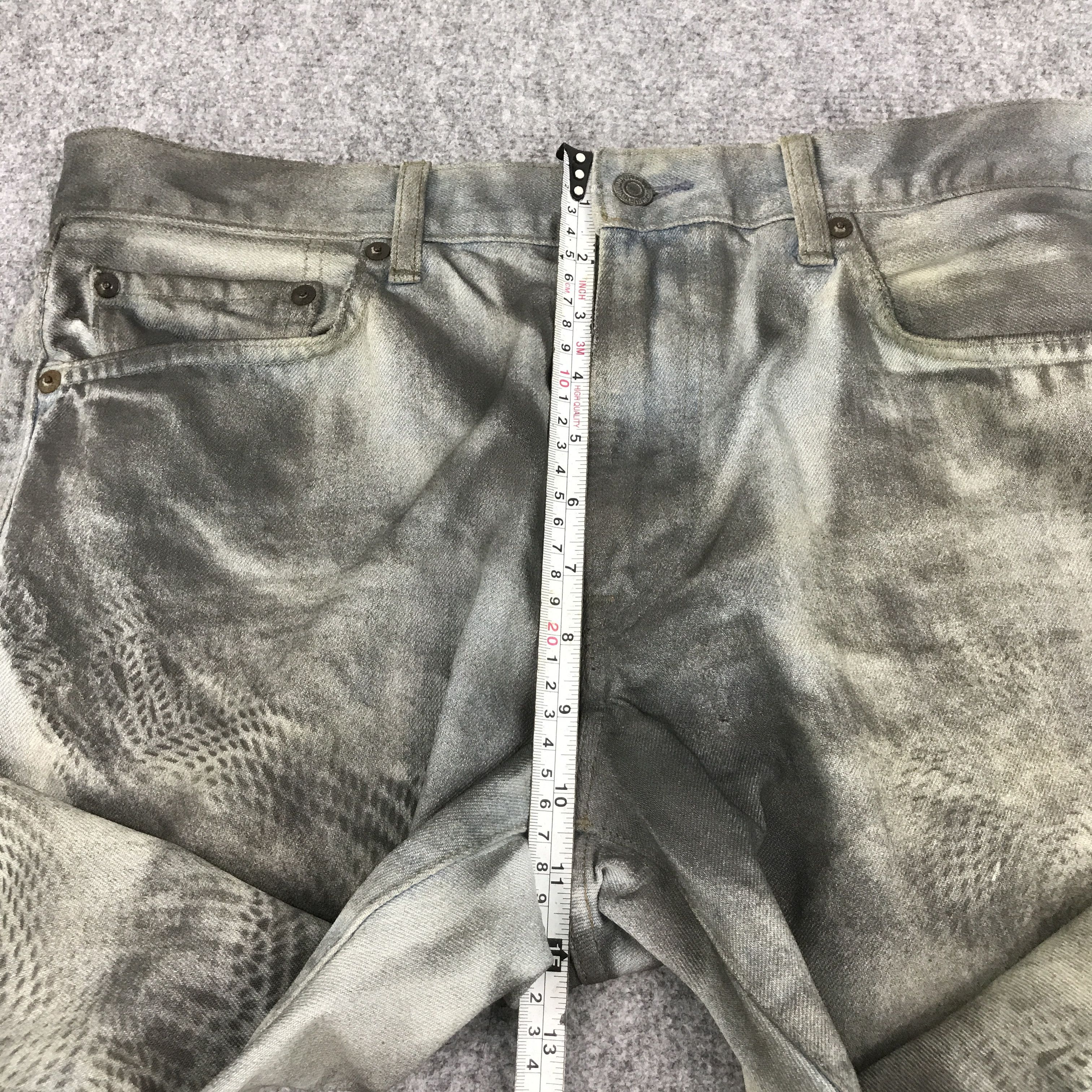 Japanese Brand × Jun Takahashi × Uniqlo JAPAN UNIQLO BLACK SPARY DENIM JEANS Size US 33 - 9 Thumbnail