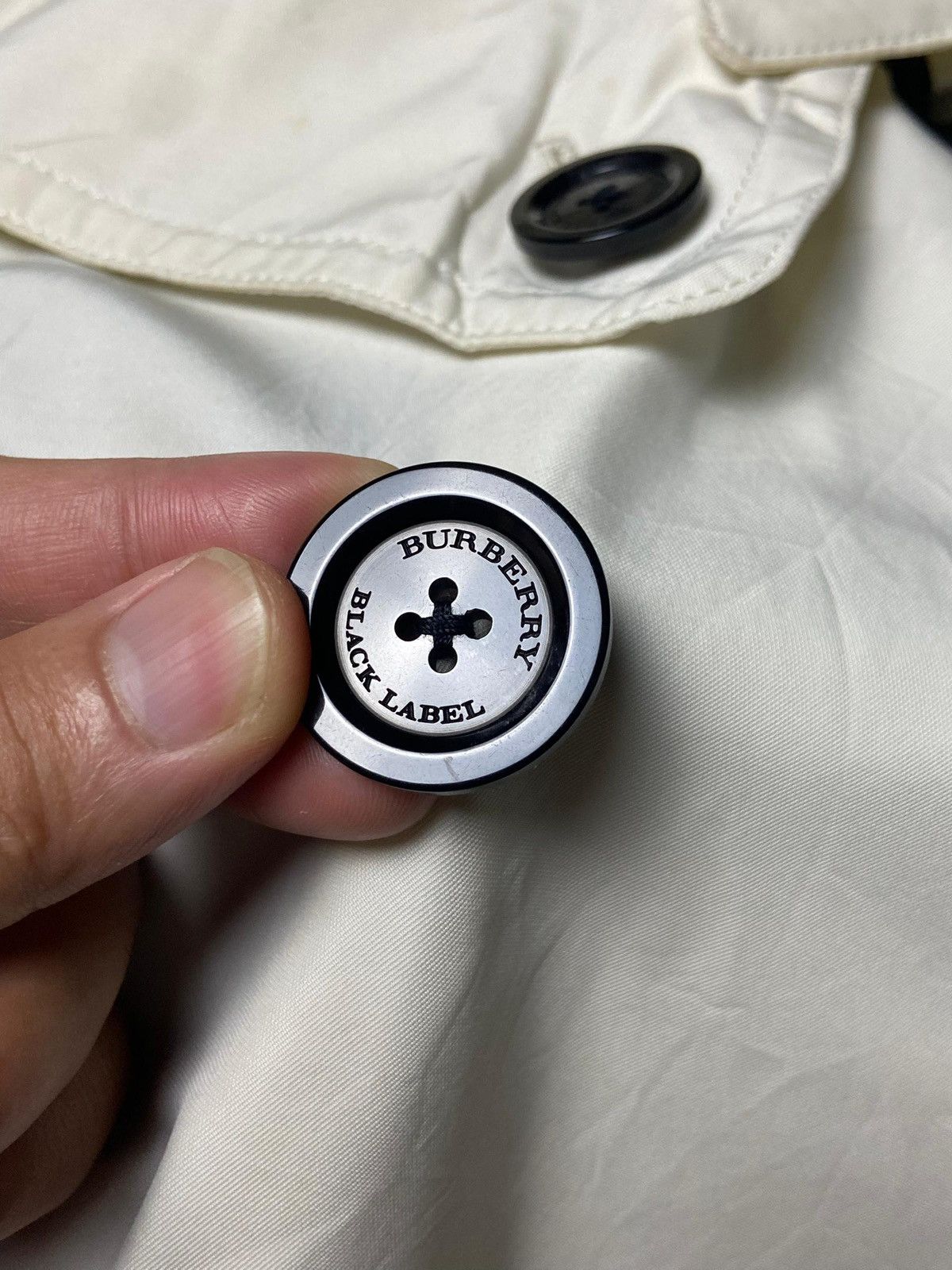 Burberry Burberry Black Label Double Breasted Trench Coat (140) Size US XXS / EU 40 - 11 Thumbnail