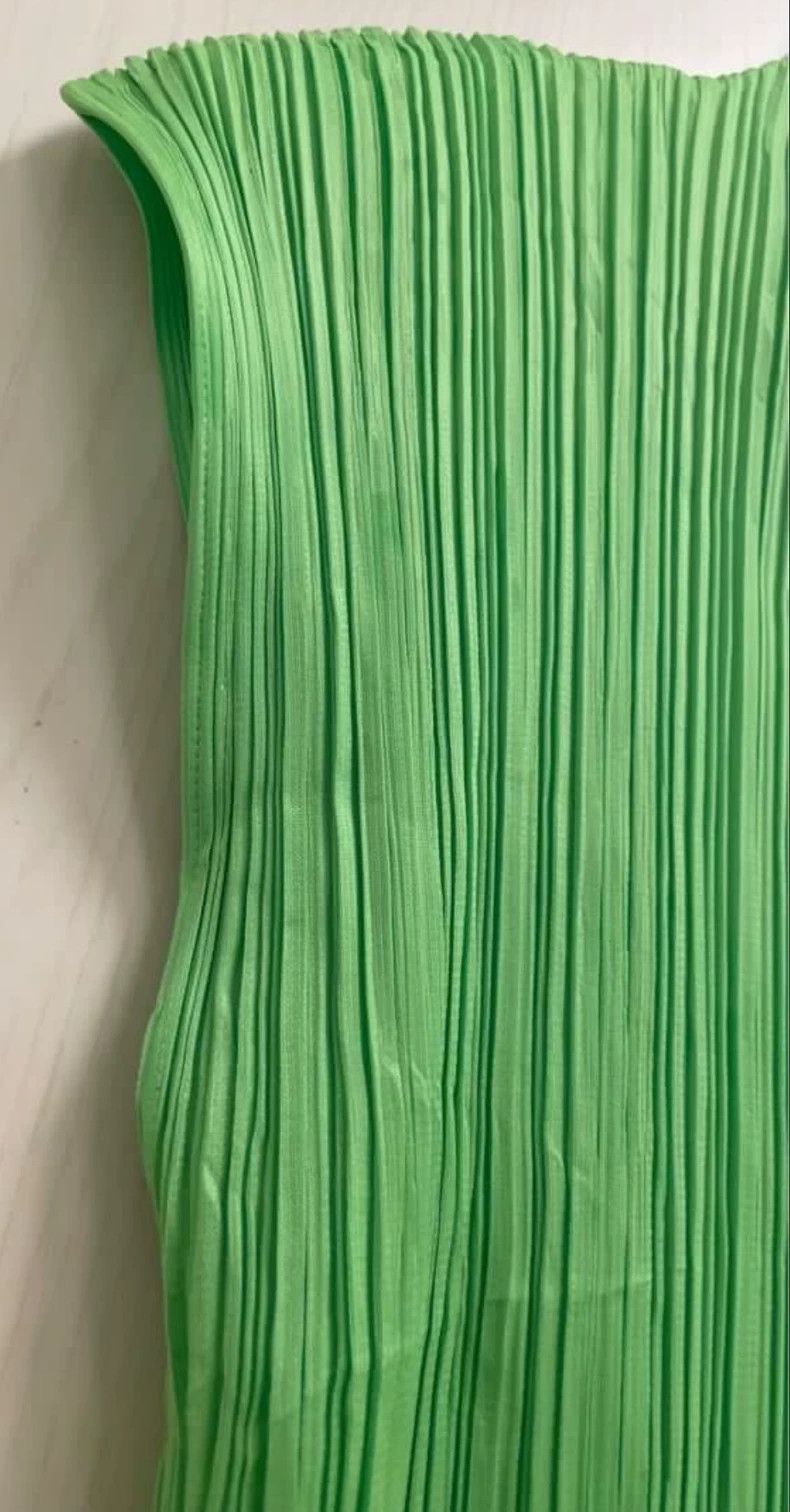Issey Miyake Issey Miyake Green pleated vest Size M / US 6-8 / IT 42-44 - 5 Thumbnail
