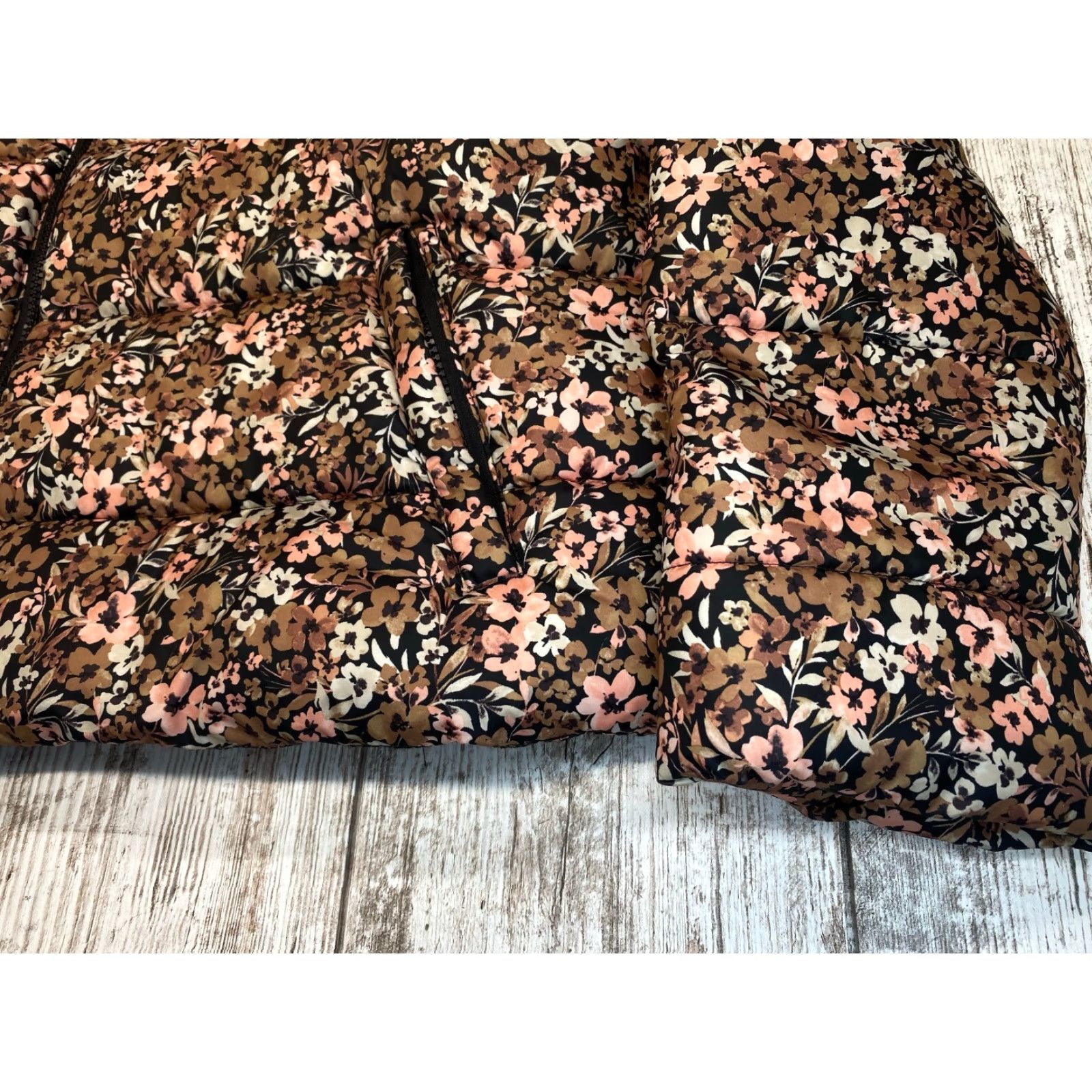Vintage Time and Tru Time and Tru Women's Mid Weight Pink Ditsy Floral Puffer Jacket Plus Size XL Size XL / US 12-14 / IT 48-50 - 5 Thumbnail