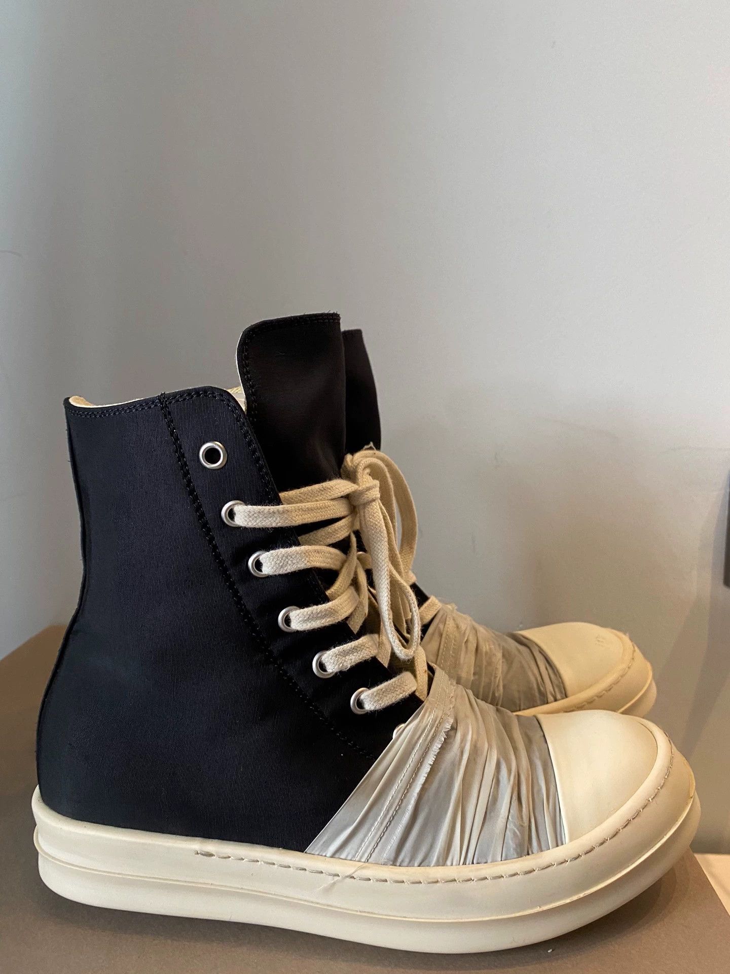 Rick Owens Rick Owens white silk Converse sneakers with front laces Size US 6.5 / IT 36.5 - 4 Thumbnail