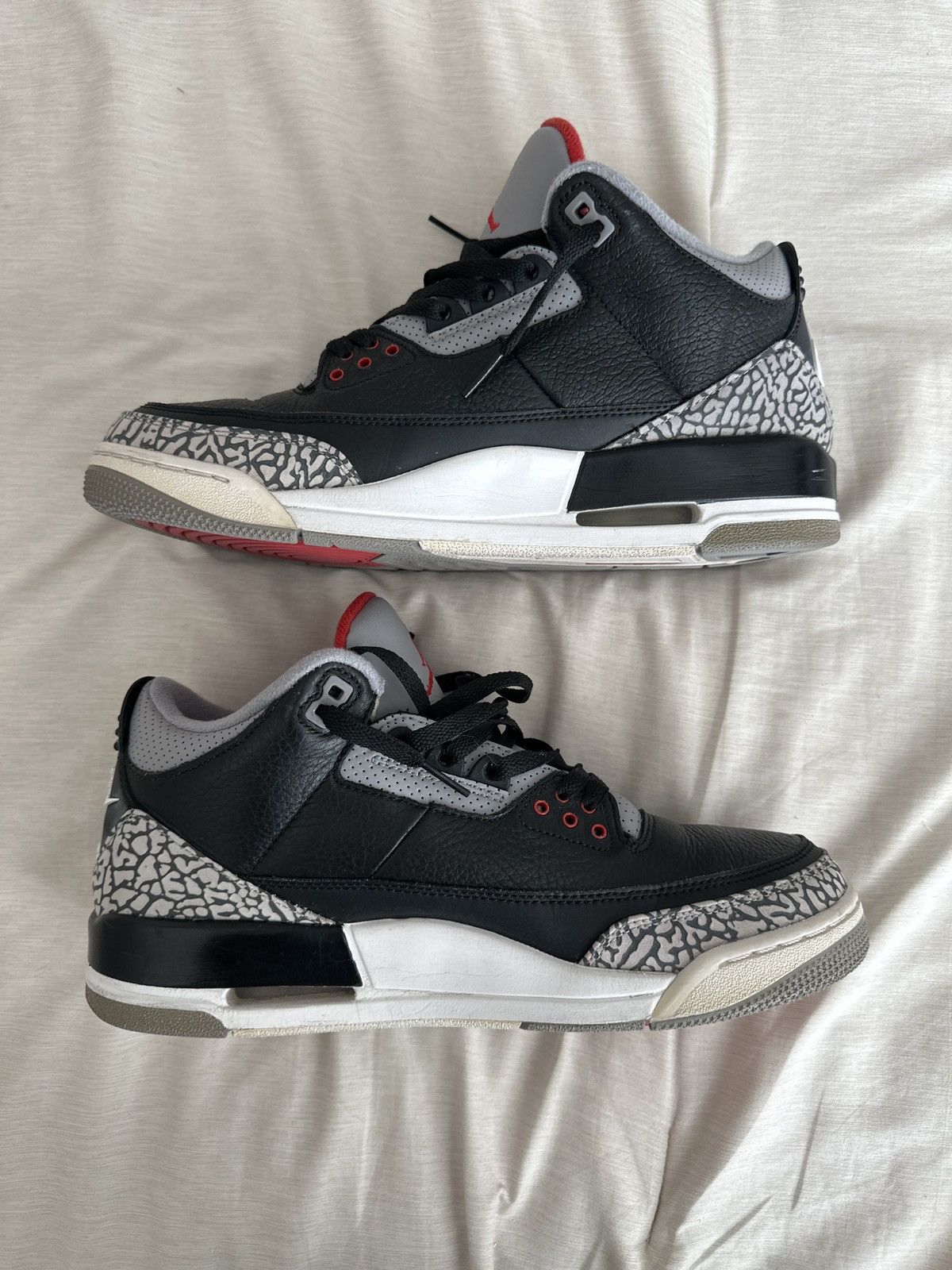 Jordan Brand Air Jordan 3 Black Cement 2018 Size US 10.5 / EU 43-44 - 4 Thumbnail