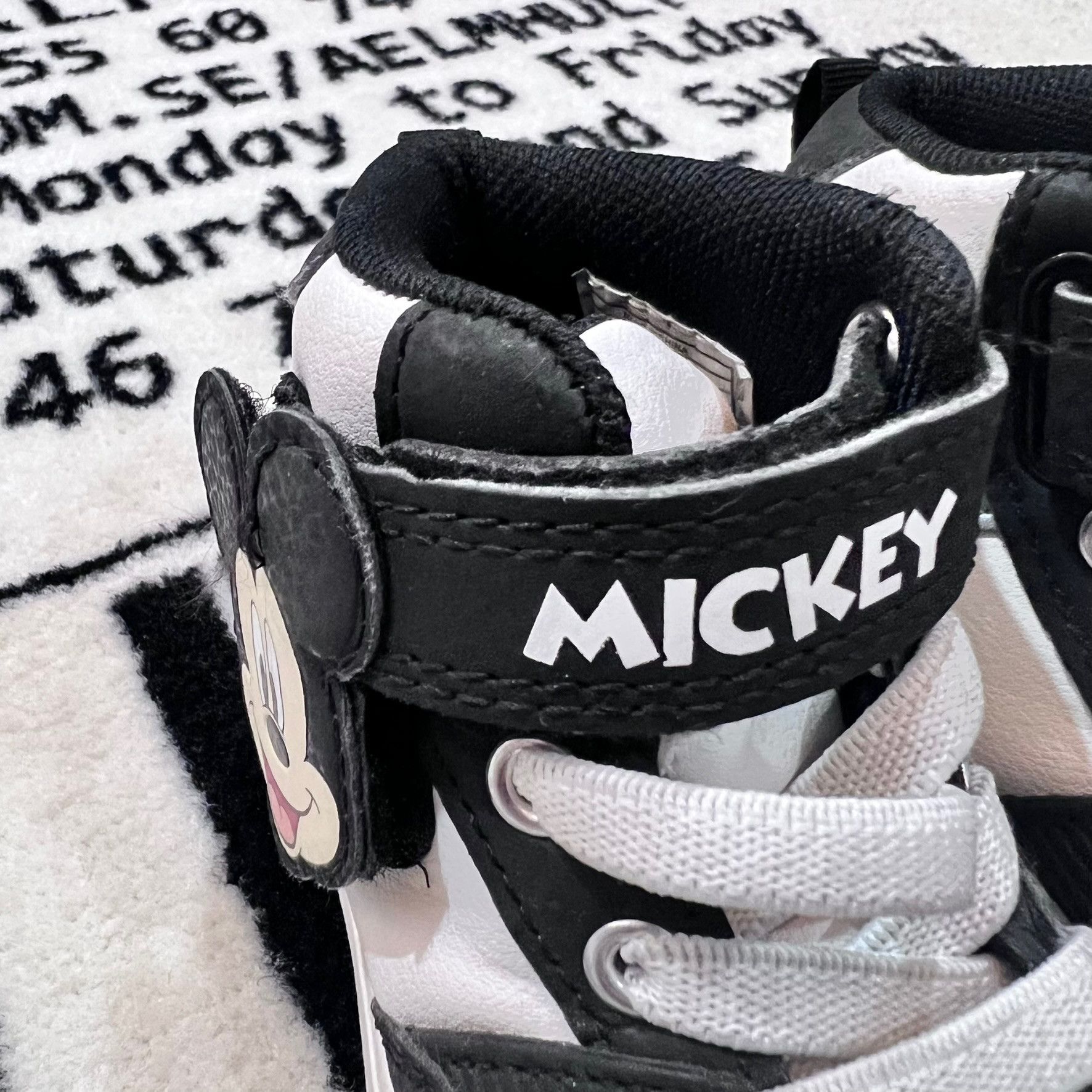 Disney Disney Mickey Logo High Top Velcro Strap Toddler Shoes Size US 8 / EU 41 - 4 Thumbnail