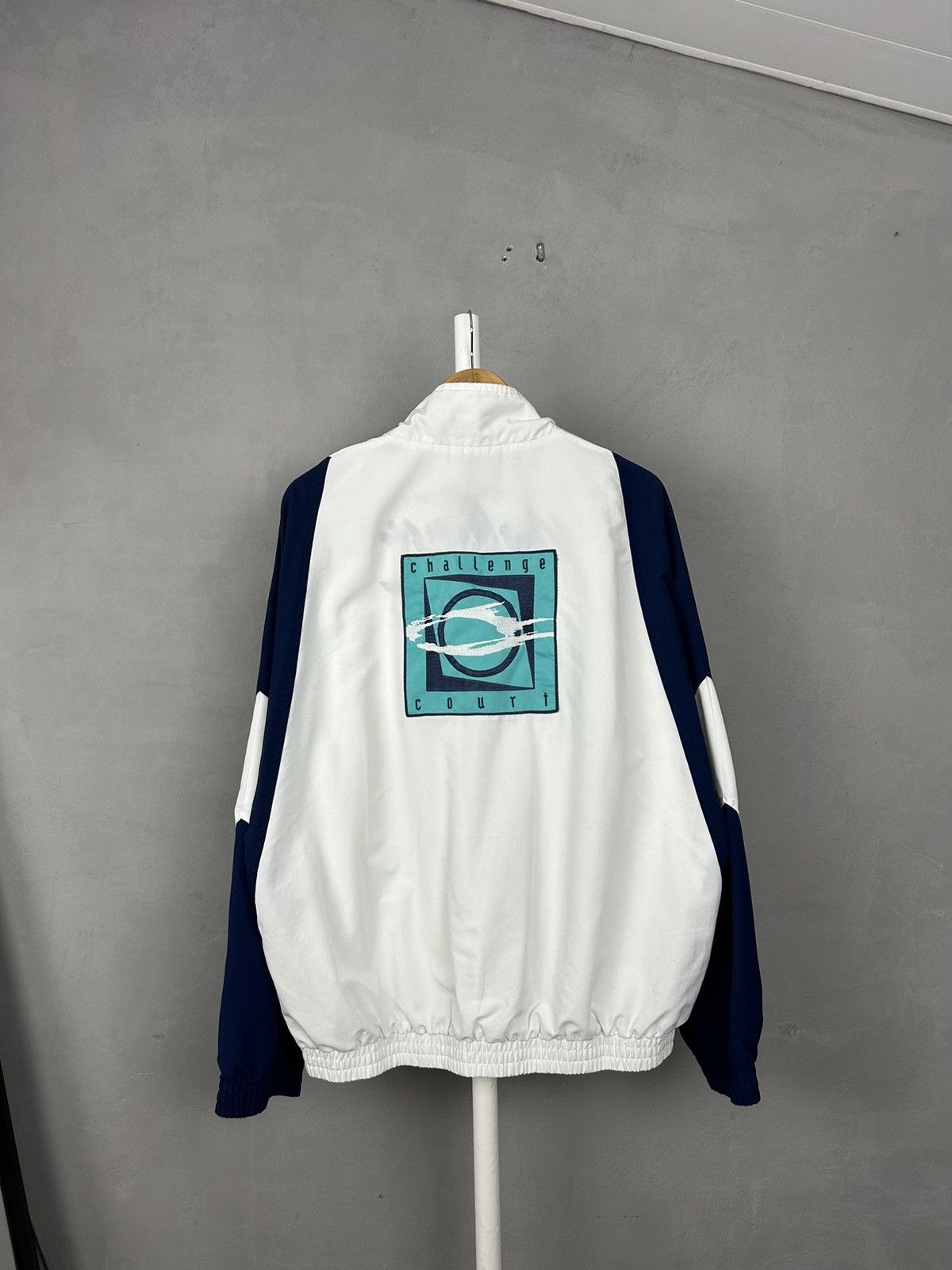 Vintage Vintage Nike 90s Challenge Court White Jacket Size US L / EU 52-54 / 3 - 1 Thumbnail