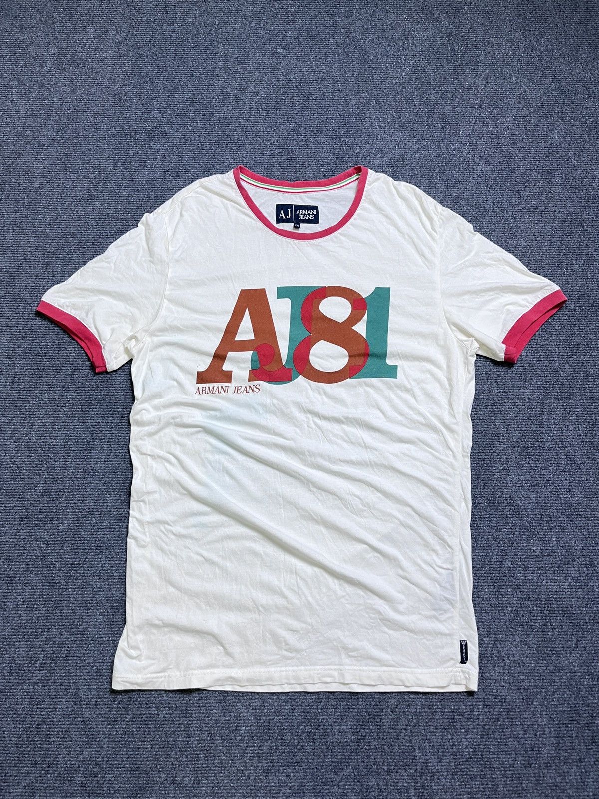 Armani Armani Jeans graphic T-shirt featuring contrast crew neck Size S / US 4 / IT 40 - 1 Thumbnail