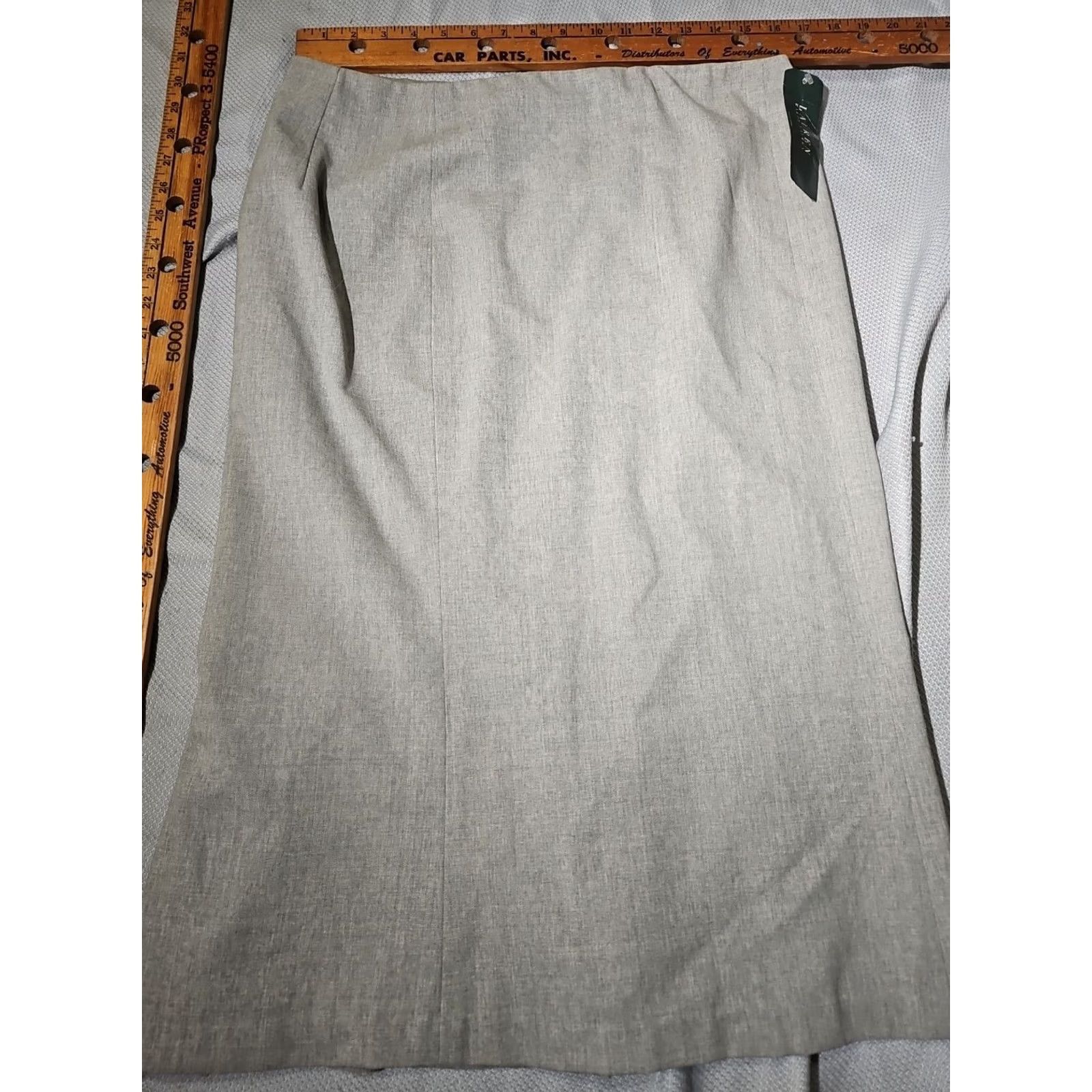 Ralph Lauren VINTAGE? No. Lauren Ralph Lauren Skirt Women Midi Beige Wool Lined Zip Nwt 12 Luxury Preppy Size 34" / US 12 / IT 48 - 2 Thumbnail