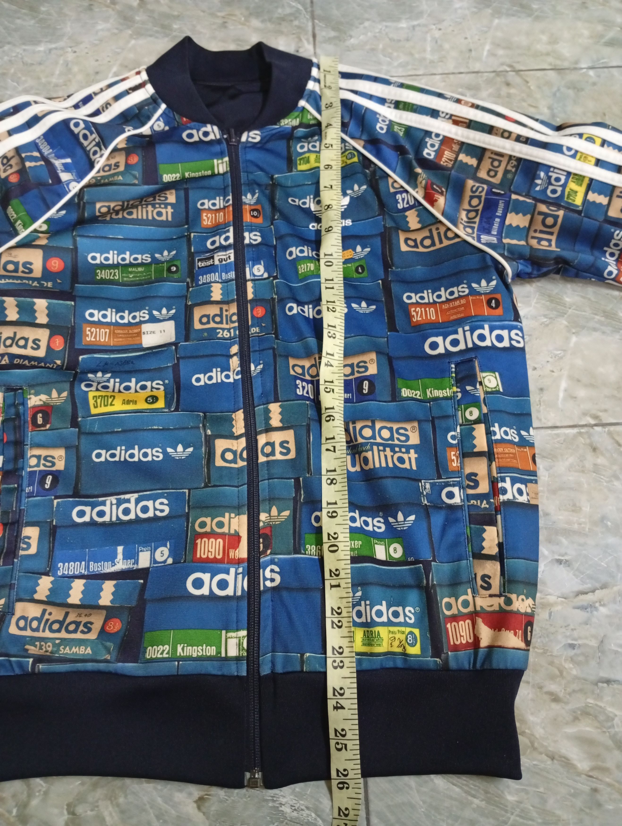 Adidas ADIDAS TRACKTOP X SHOEBOX X REVERSIBLE Size US M / EU 48-50 / 2 - 5 Thumbnail