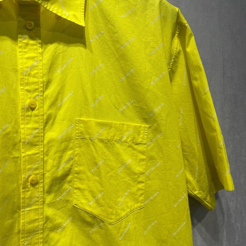 Balenciaga Balenciaga size 38 Full Print Logo Short Sleeve Shirt Size L / US 10 / IT 46 - 3 Thumbnail