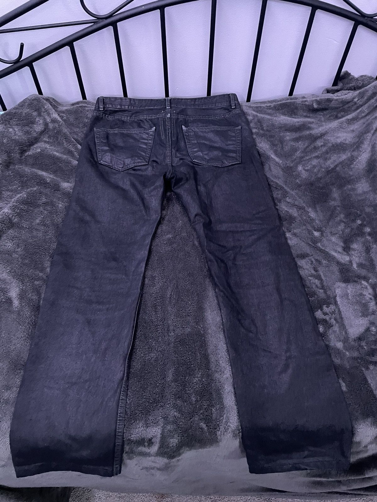 Rick Owens Rick Owen’s waxed denim Size US 30 / EU 46 - 2 Thumbnail