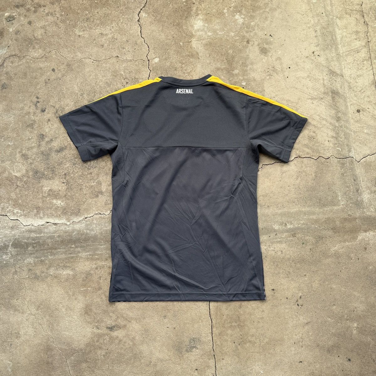 Puma Puma Arsenal away T-shirt Size US M / EU 48-50 / 2 - 5 Thumbnail