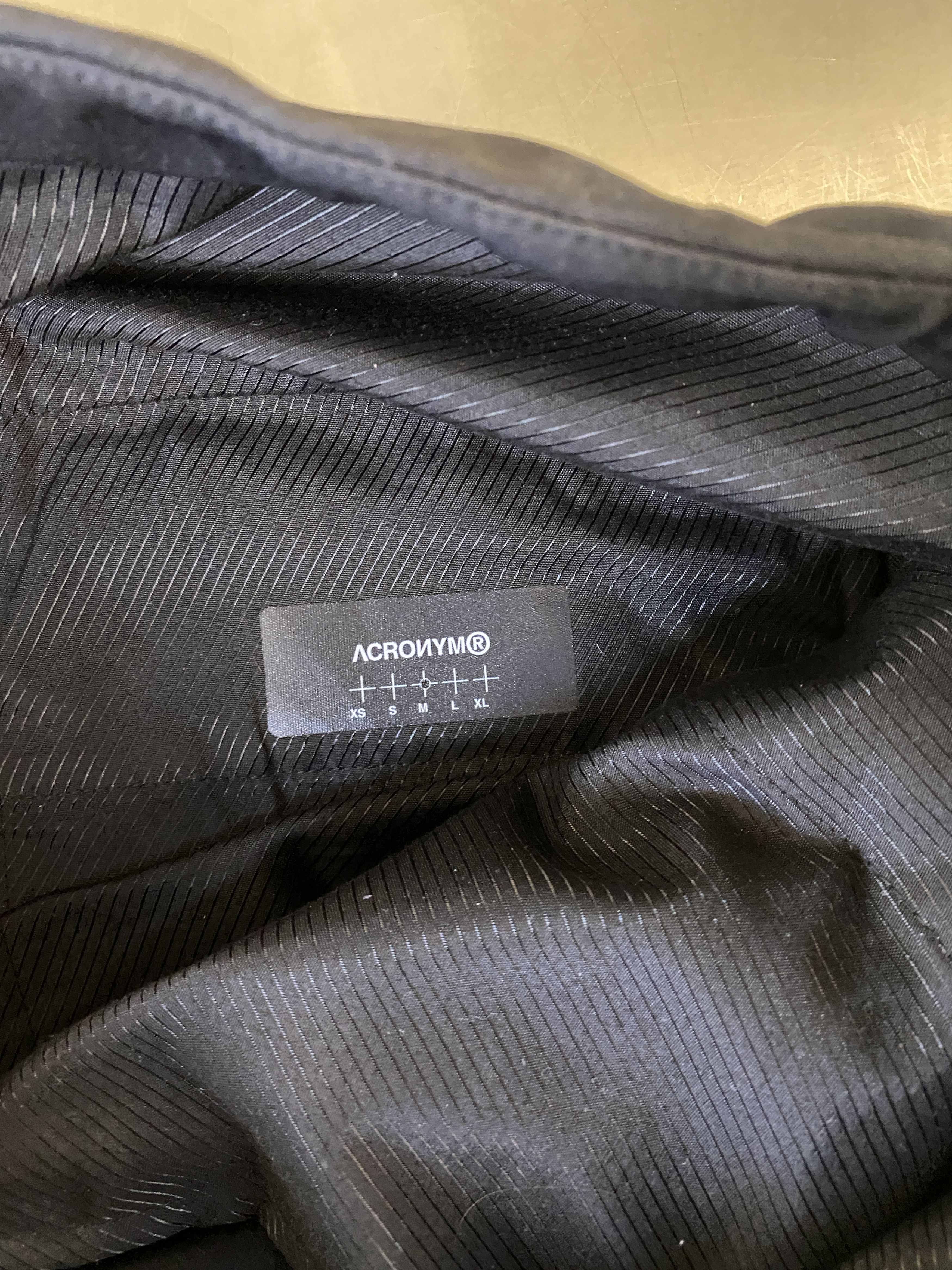 Acronym $1044 Acronym P31A-DS Black Size US 32 / EU 48 - 6 Thumbnail