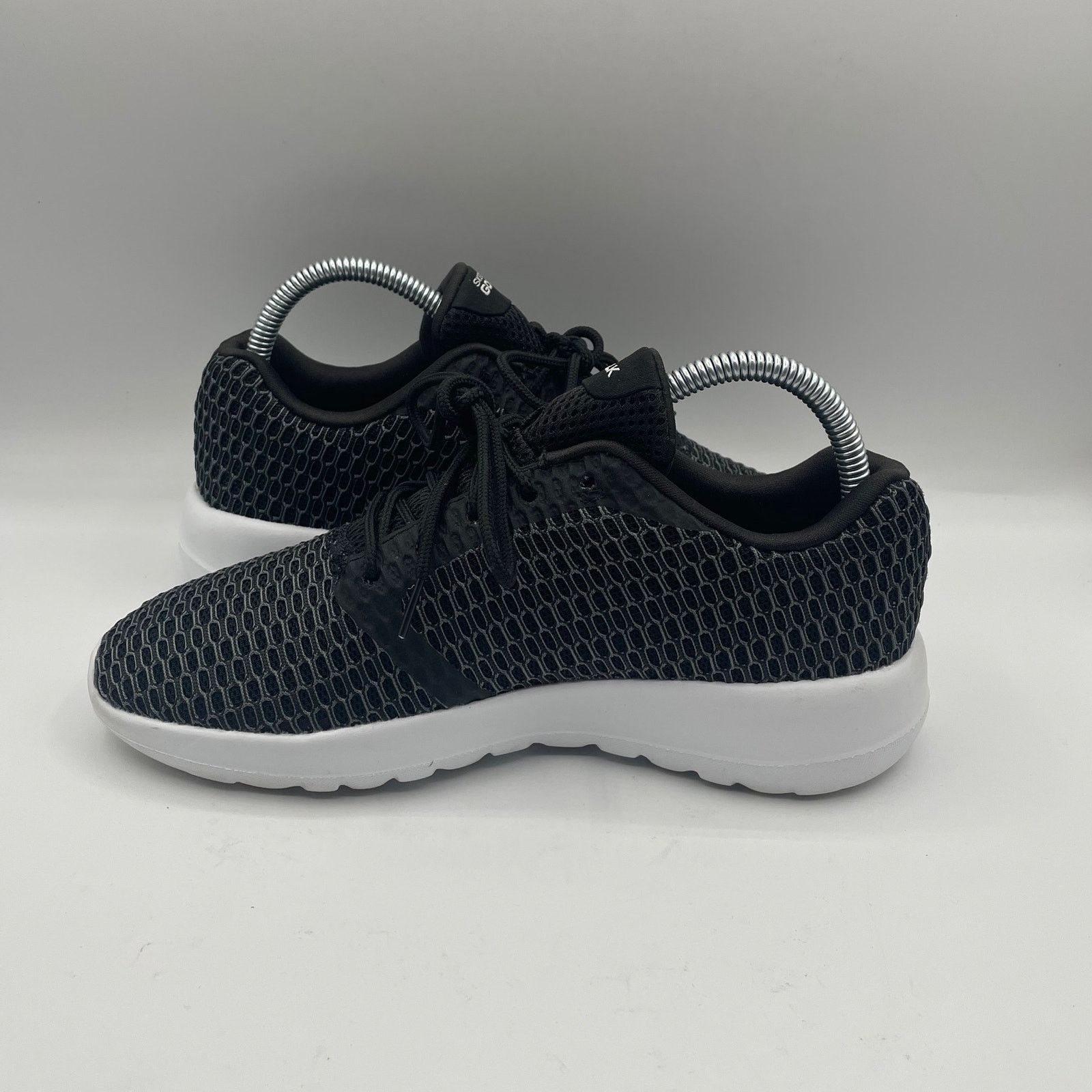 SKECHERS Skechers Go Walk Joy Shoes Lace Up Black White Womens Size 7 Size US 7 / IT 37 - 7 Thumbnail