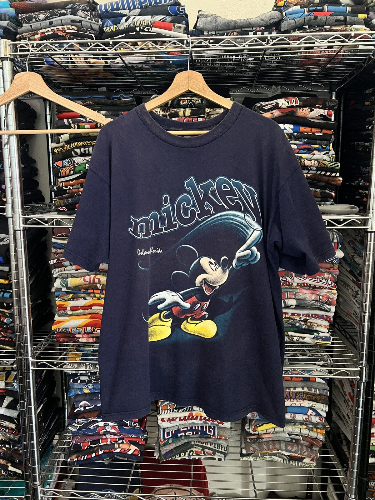 Disney 90s Mickey Mouse Orlando Florida Magic Tee Size US XL / EU 56 / 4 - 1 Thumbnail