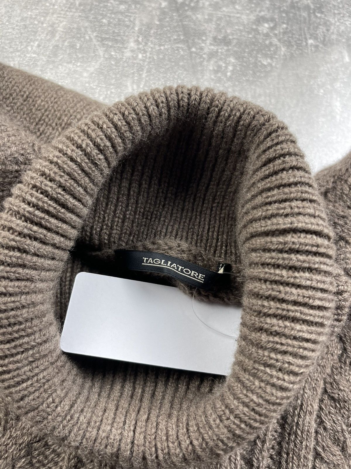 Tagliatore Taglitore Luxury Brown Hight Neck Wool Open Knit Sweater Size US S / EU 44-46 / 1 - 8 Thumbnail
