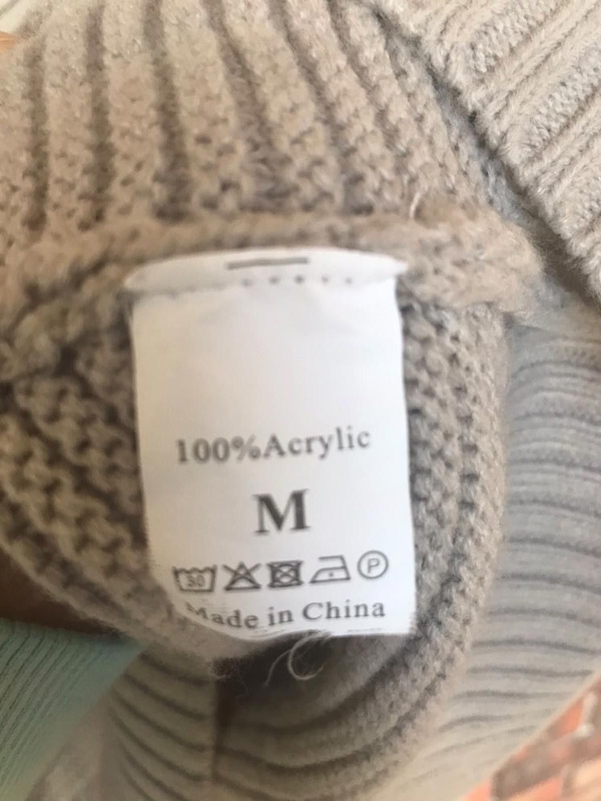 The Unbranded Brand Cold Shoulder Sweater Size Medium Acrylic Size M / US 6-8 / IT 42-44 - 4 Thumbnail